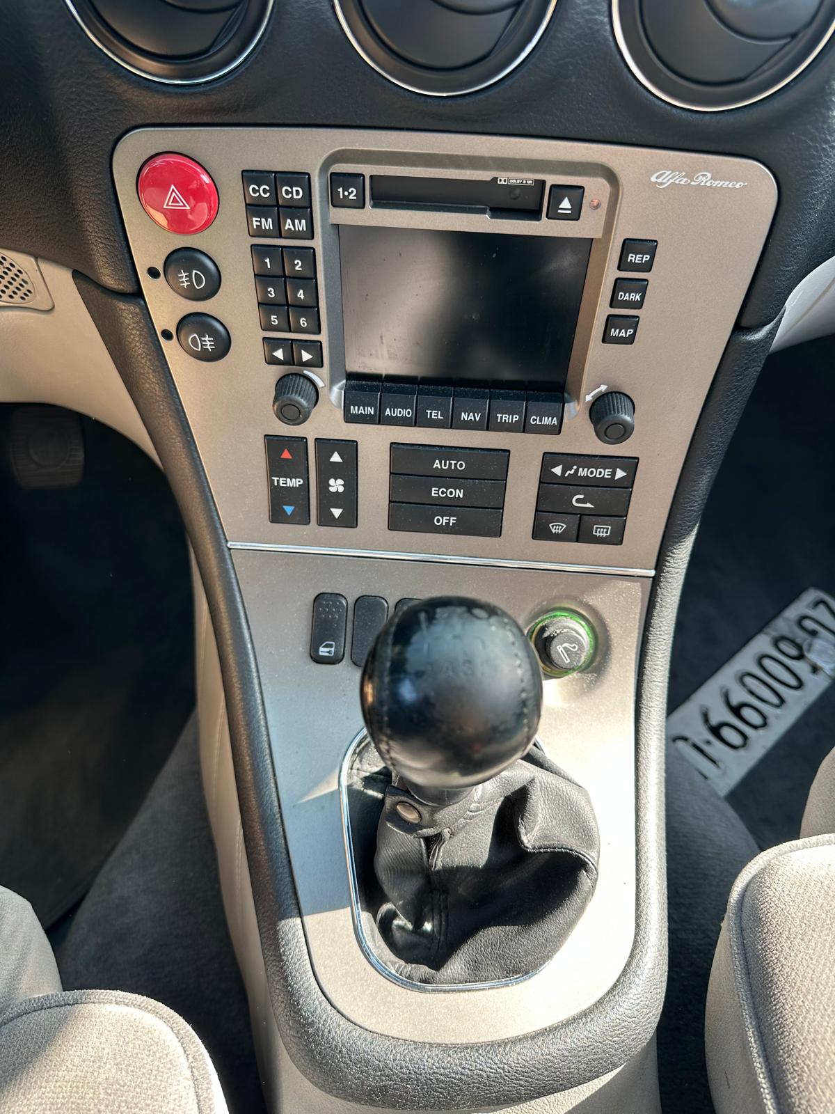 ALFA ROMEO 2.0 TS-image-17