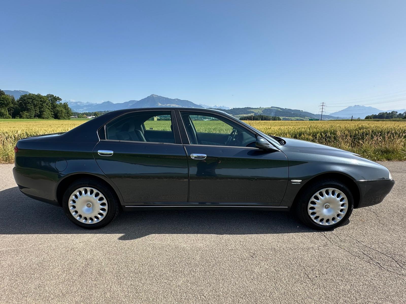 ALFA ROMEO 2.0 TS-image-4