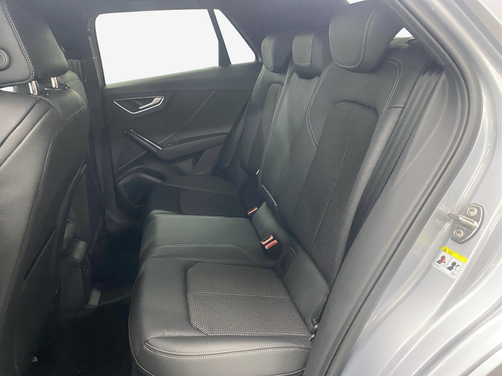 AUDI Q2 35 TFSI advanced S-tronic-image-11