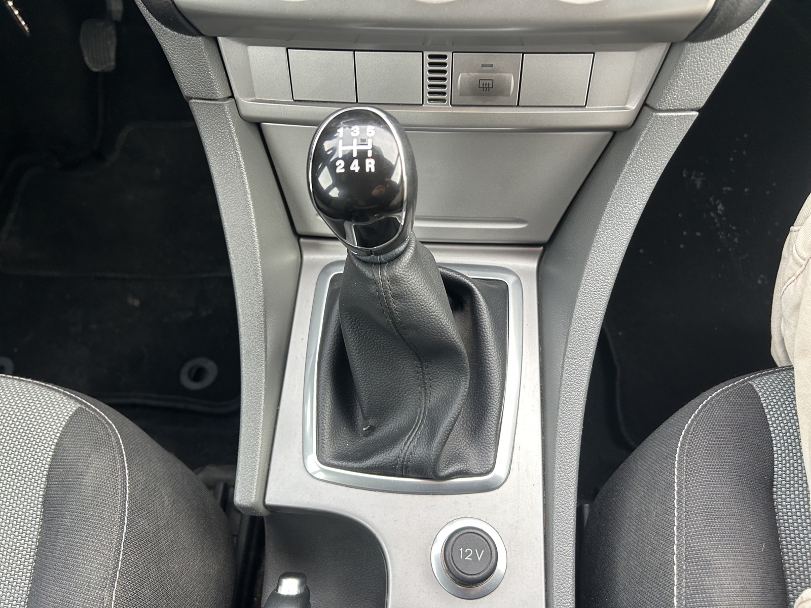 FORD Focus 1.6i Carving-image-12
