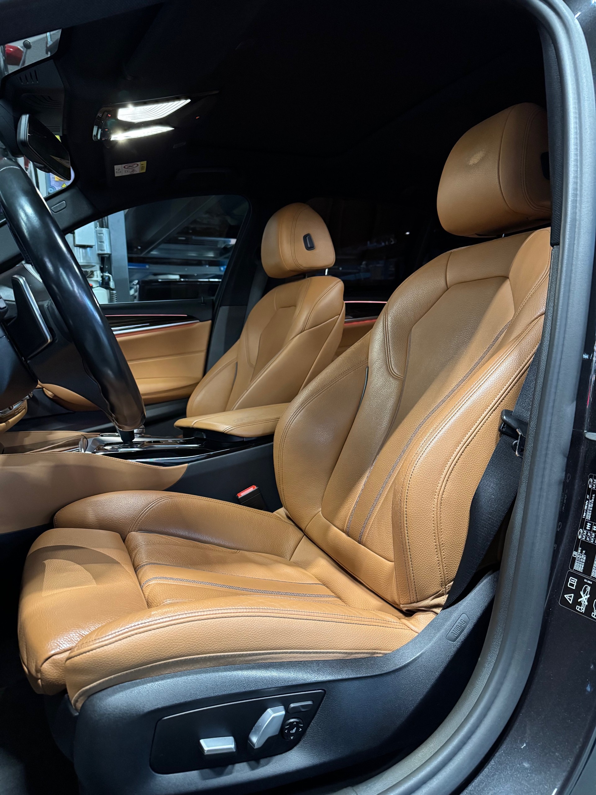 BMW 520d xDrive Steptronic M-Sport-image-9