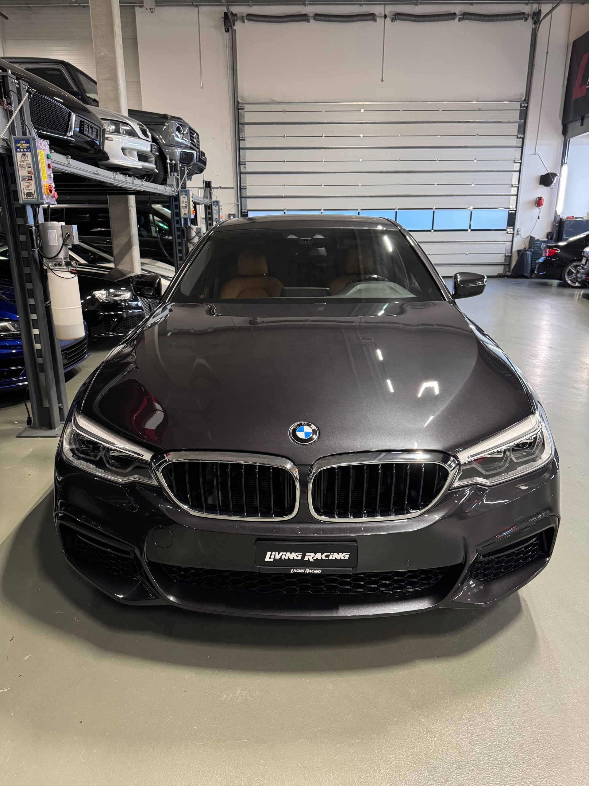 BMW 520d xDrive Steptronic M-Sport-image-4