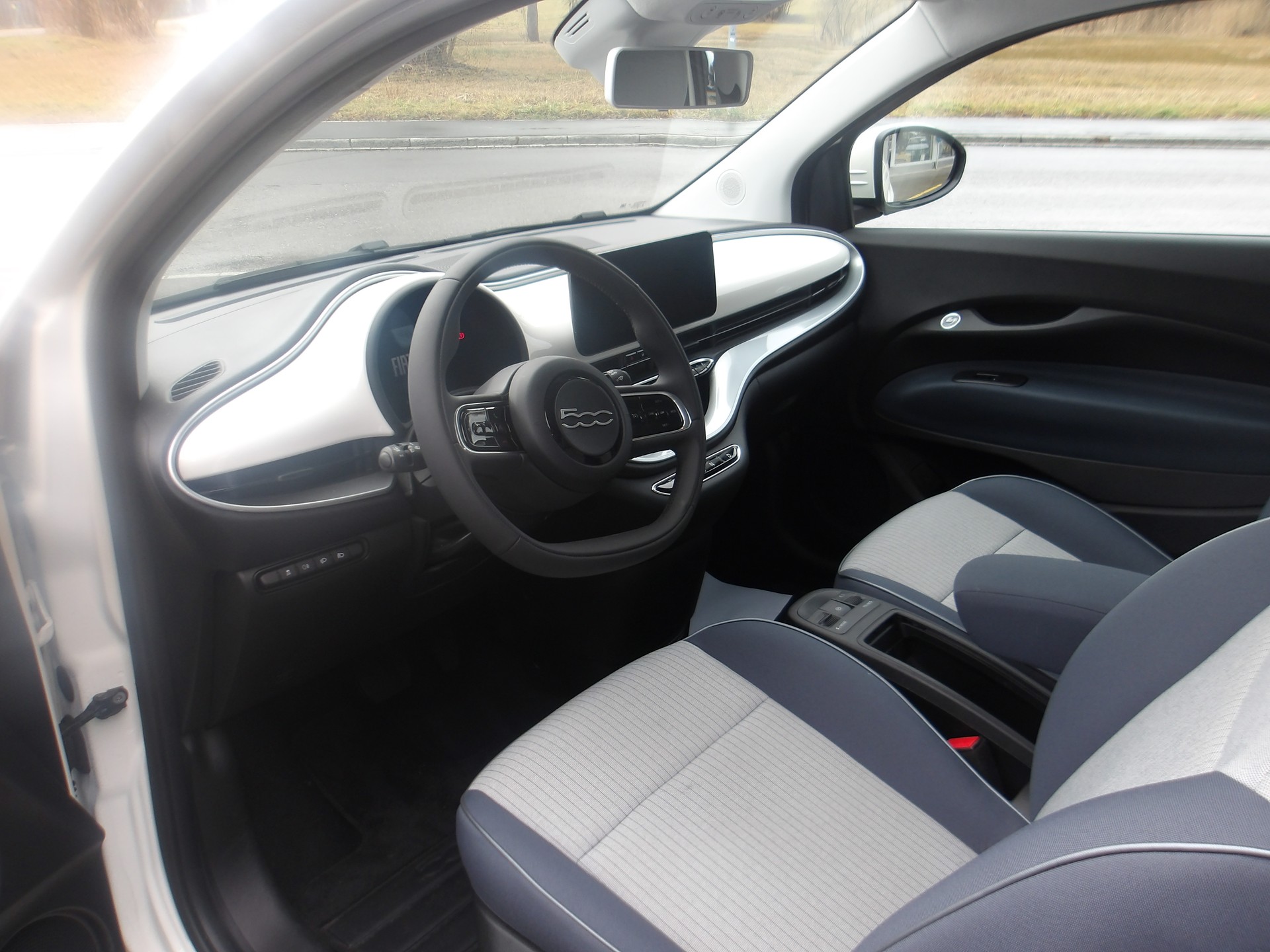 FIAT 500 3+1 electric 87 kW Icon-image-10
