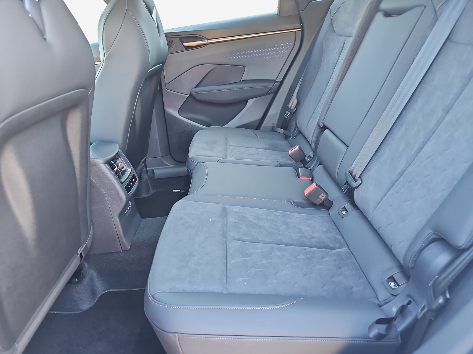 CUPRA Terramar 1.5 eHybrid DSG VZ-image-12
