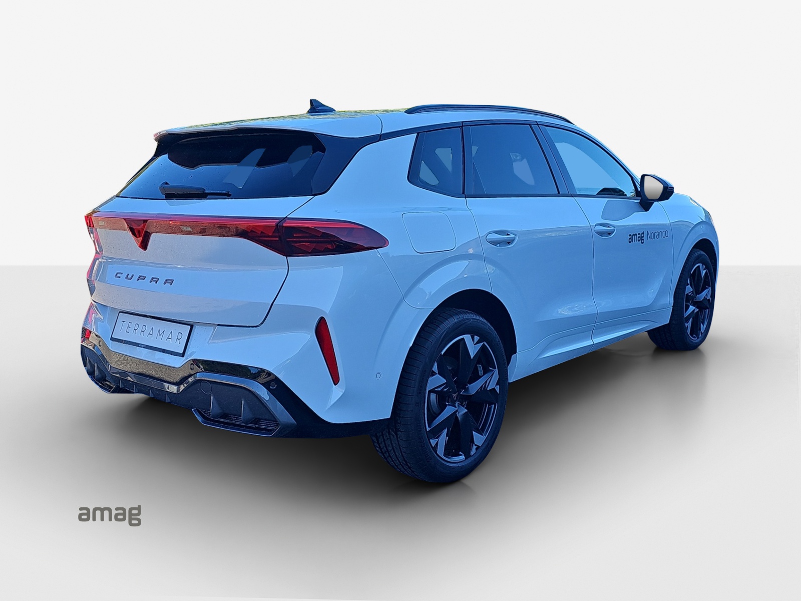 CUPRA Terramar 1.5 eHybrid DSG VZ-image-5