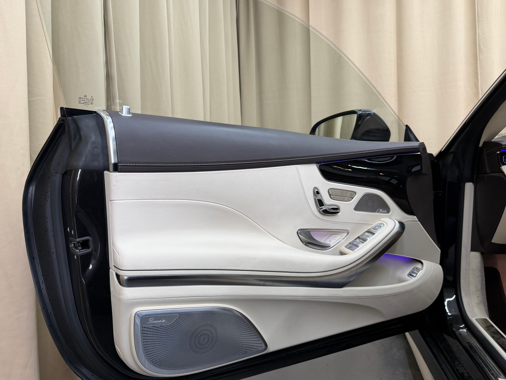 MERCEDES-BENZ S 63 AMG Coupé 4Matic Speedshift MCT-image-9