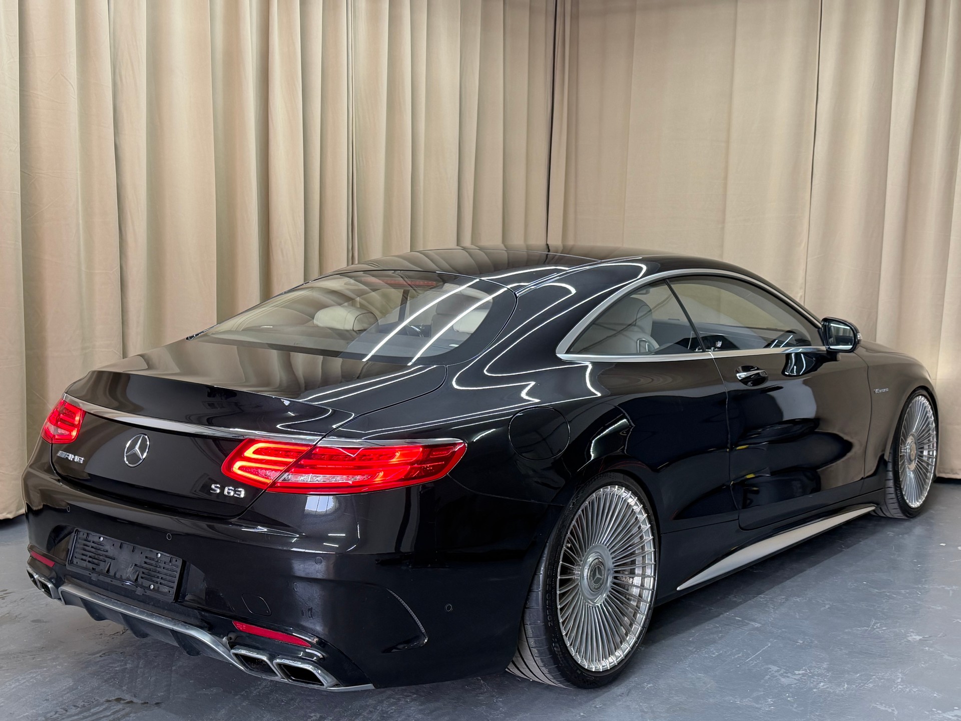 MERCEDES-BENZ S 63 AMG Coupé 4Matic Speedshift MCT-image-3