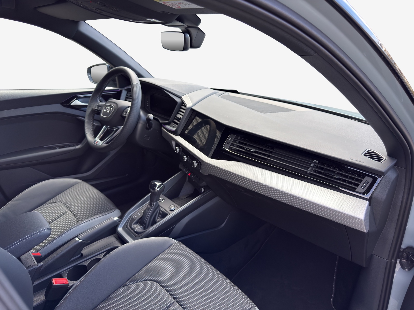 AUDI A1 Sportback 35 TFSI S Line S-tronic-image-13