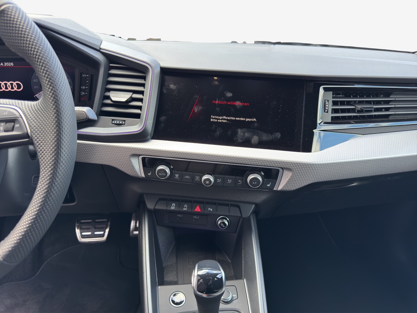 AUDI A1 Sportback 35 TFSI S Line S-tronic-image-10