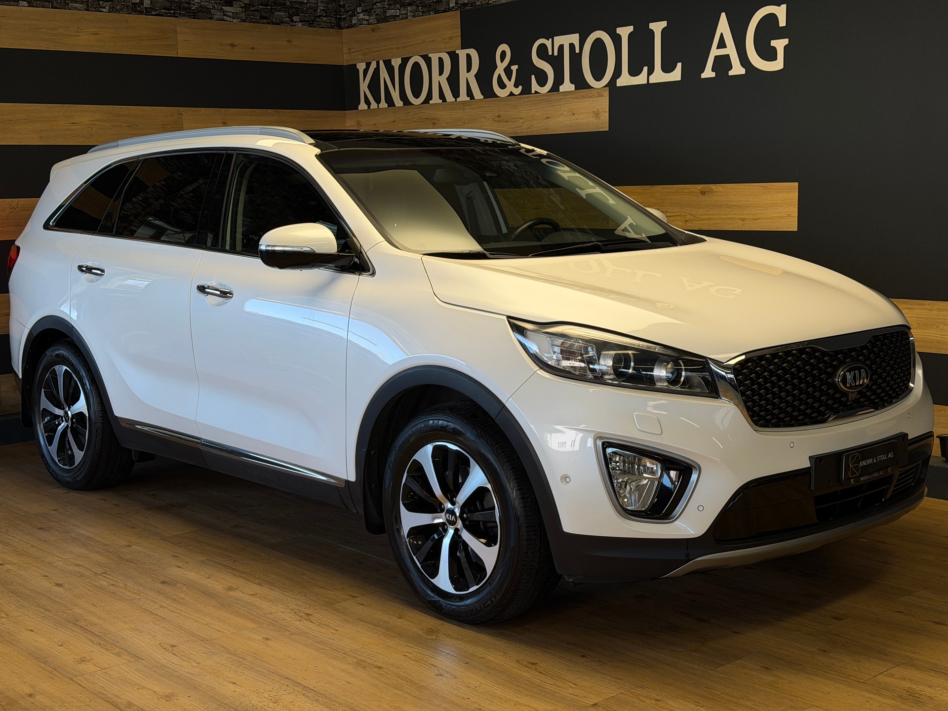 KIA Sorento 2.2 CRDI Style 7P. Automatic-showroom-element-2