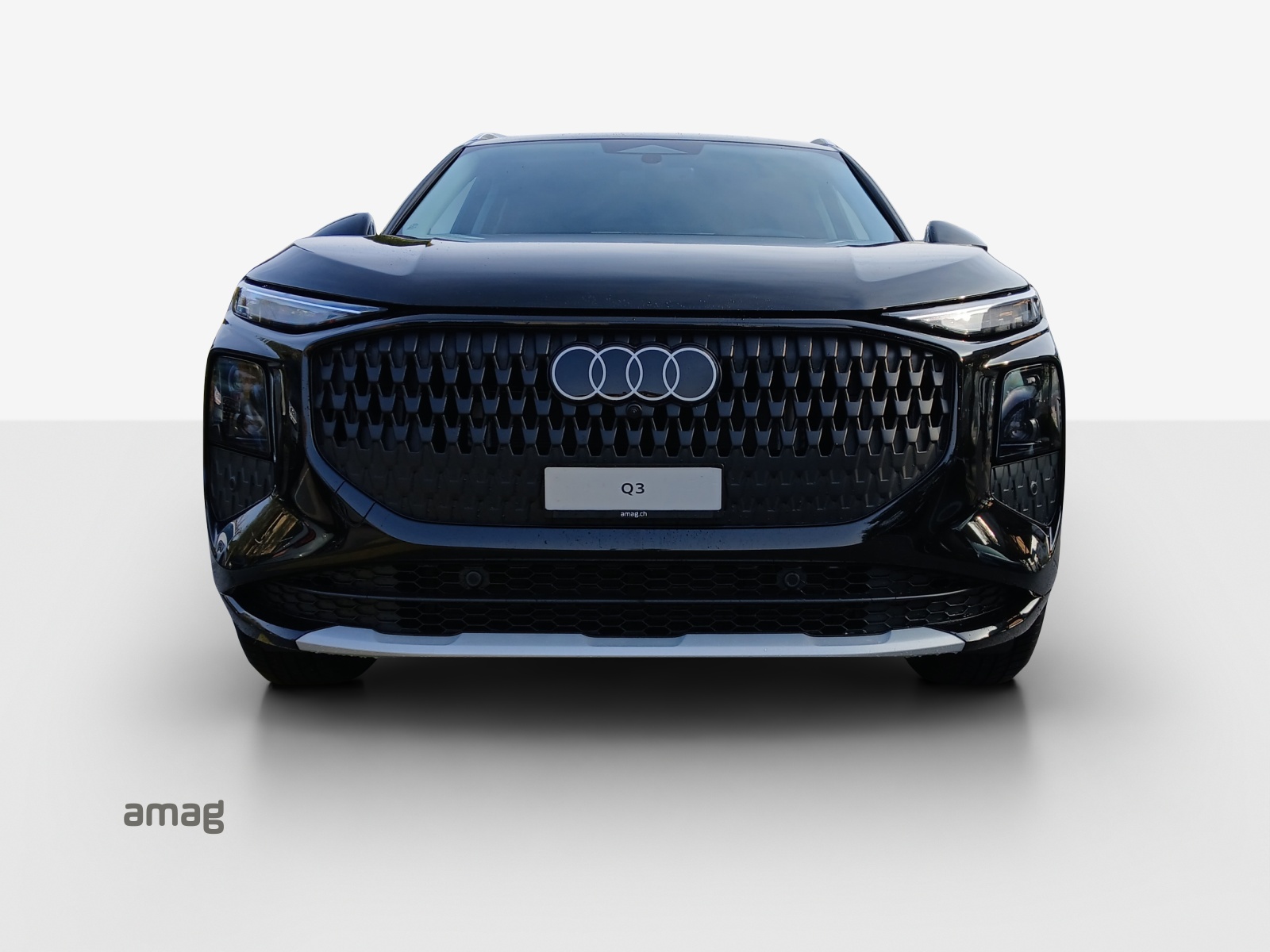 AUDI Q3 SUV 110 kW TFSI S tronic-image-6