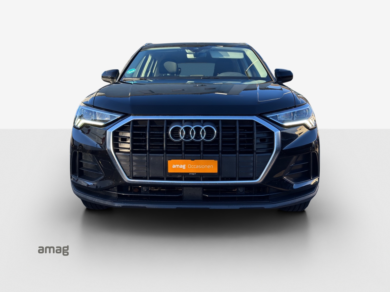 AUDI Q3 35 TFSI Attraction S-tronic-image-6