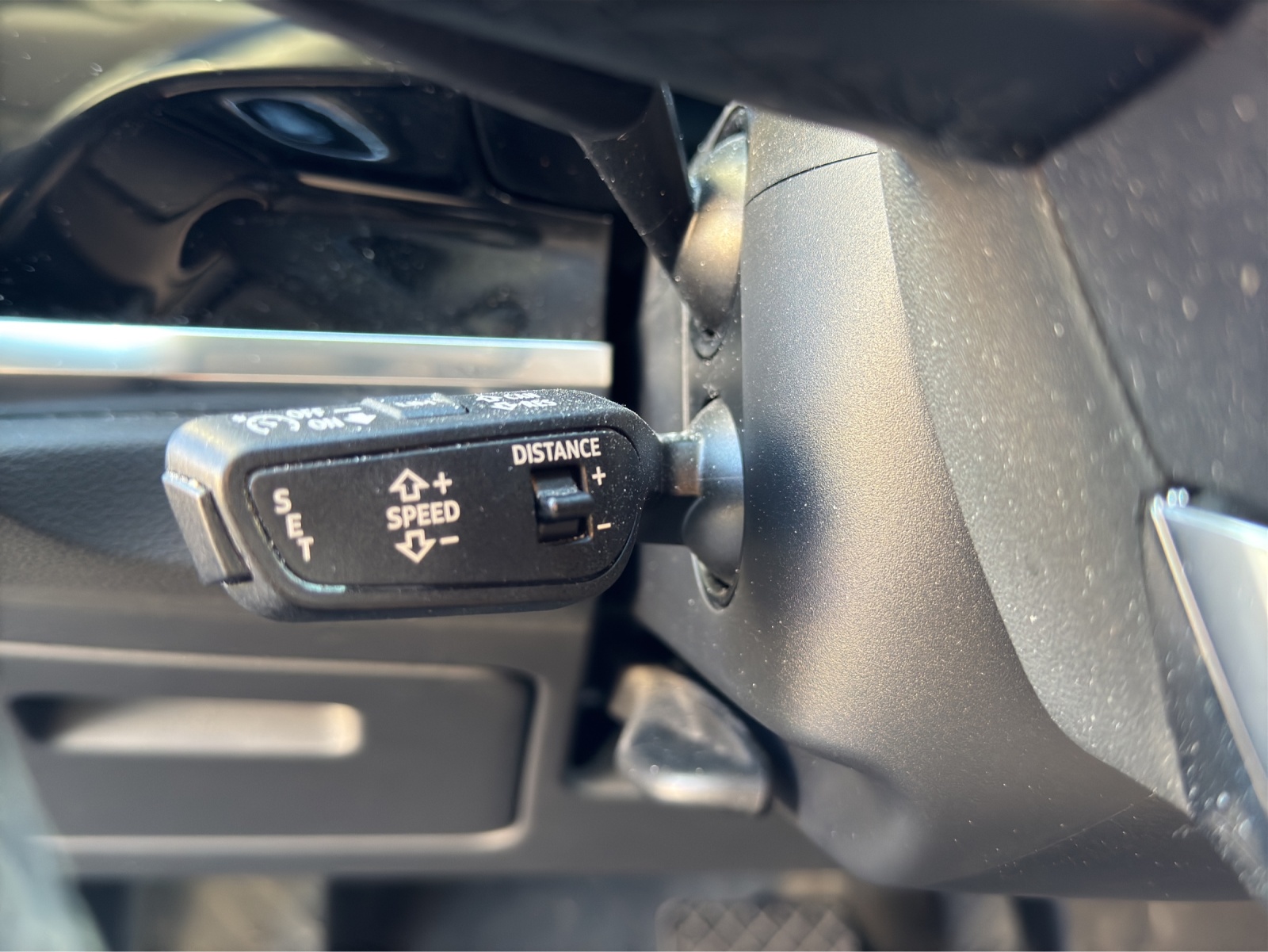 AUDI Q3 35 TFSI Attraction S-tronic-image-15