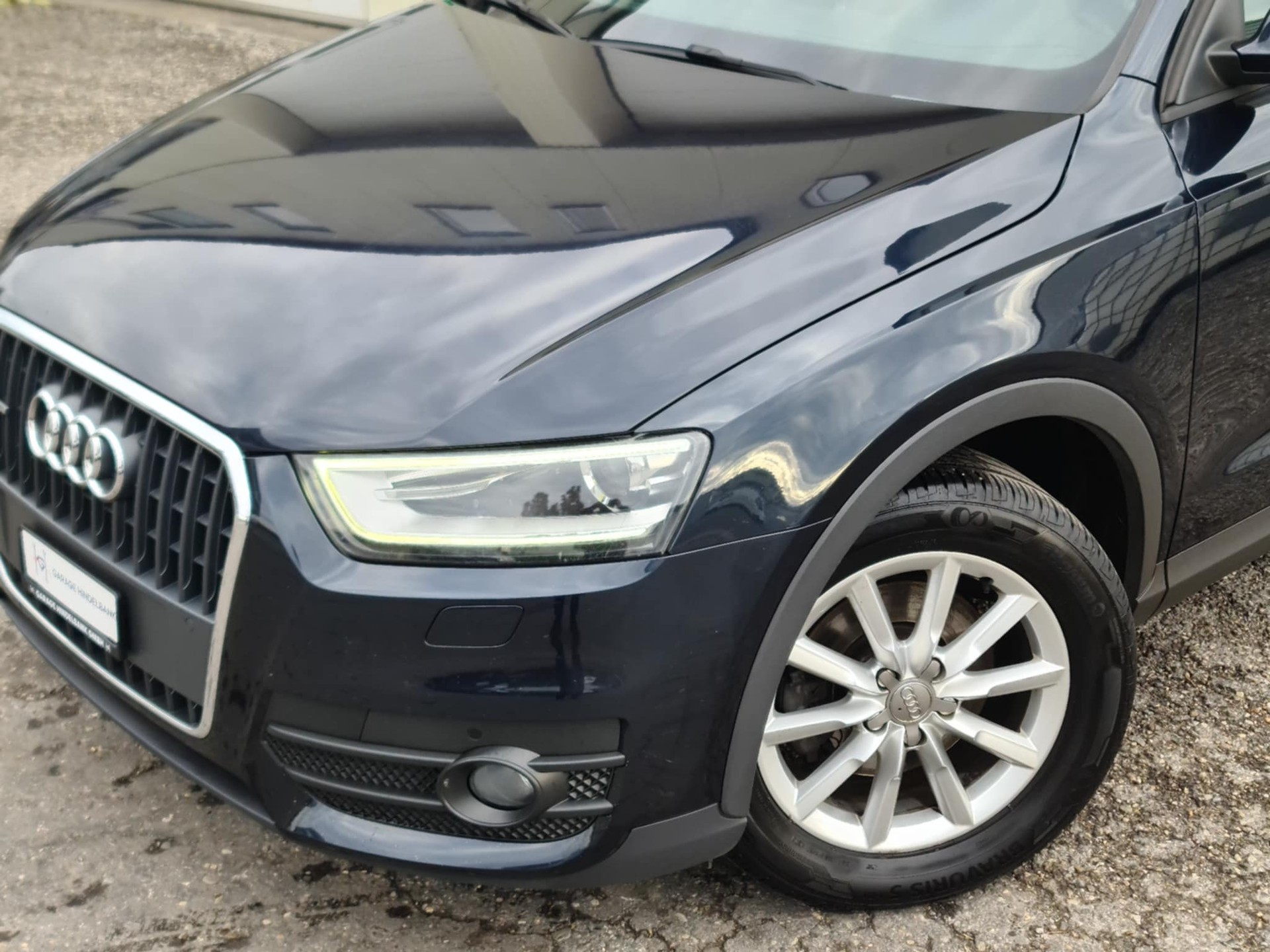 AUDI Q3 2.0 TFSI quattro S-tronic-image-1