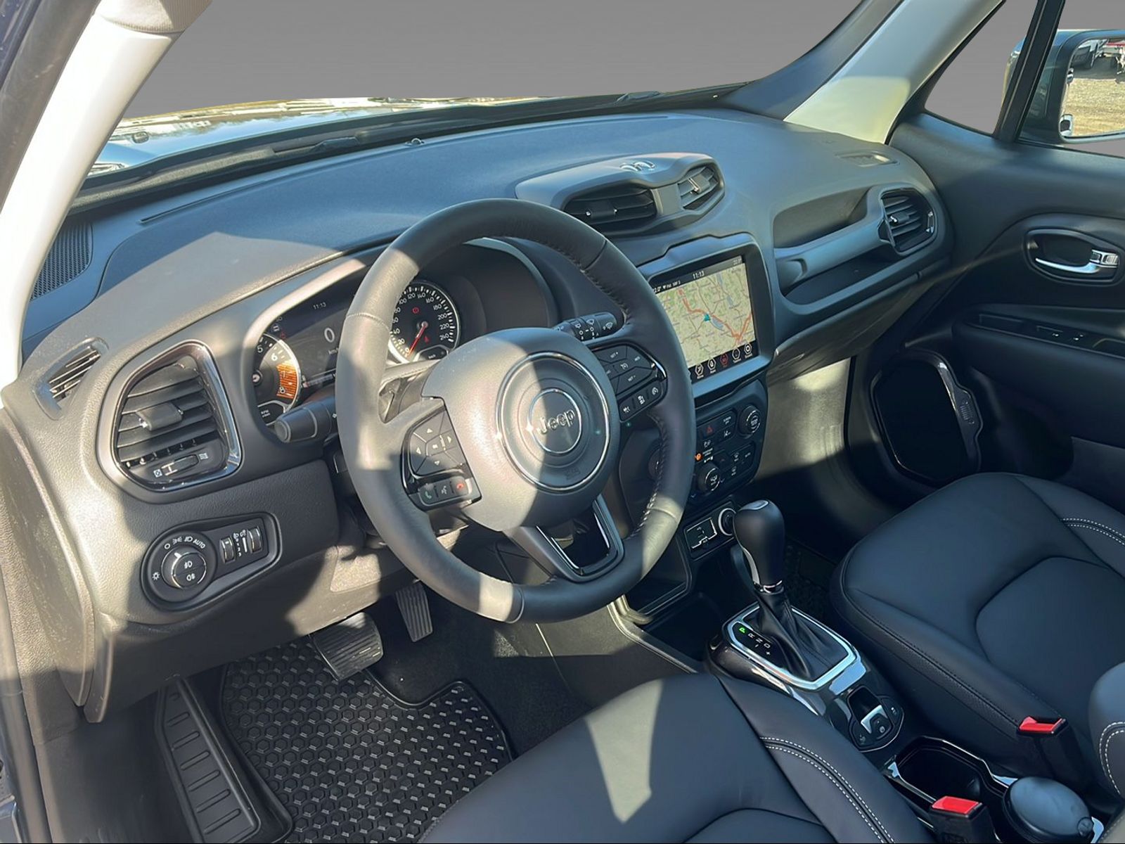JEEP Renegade 1.5 Turbo S Sky-image-4