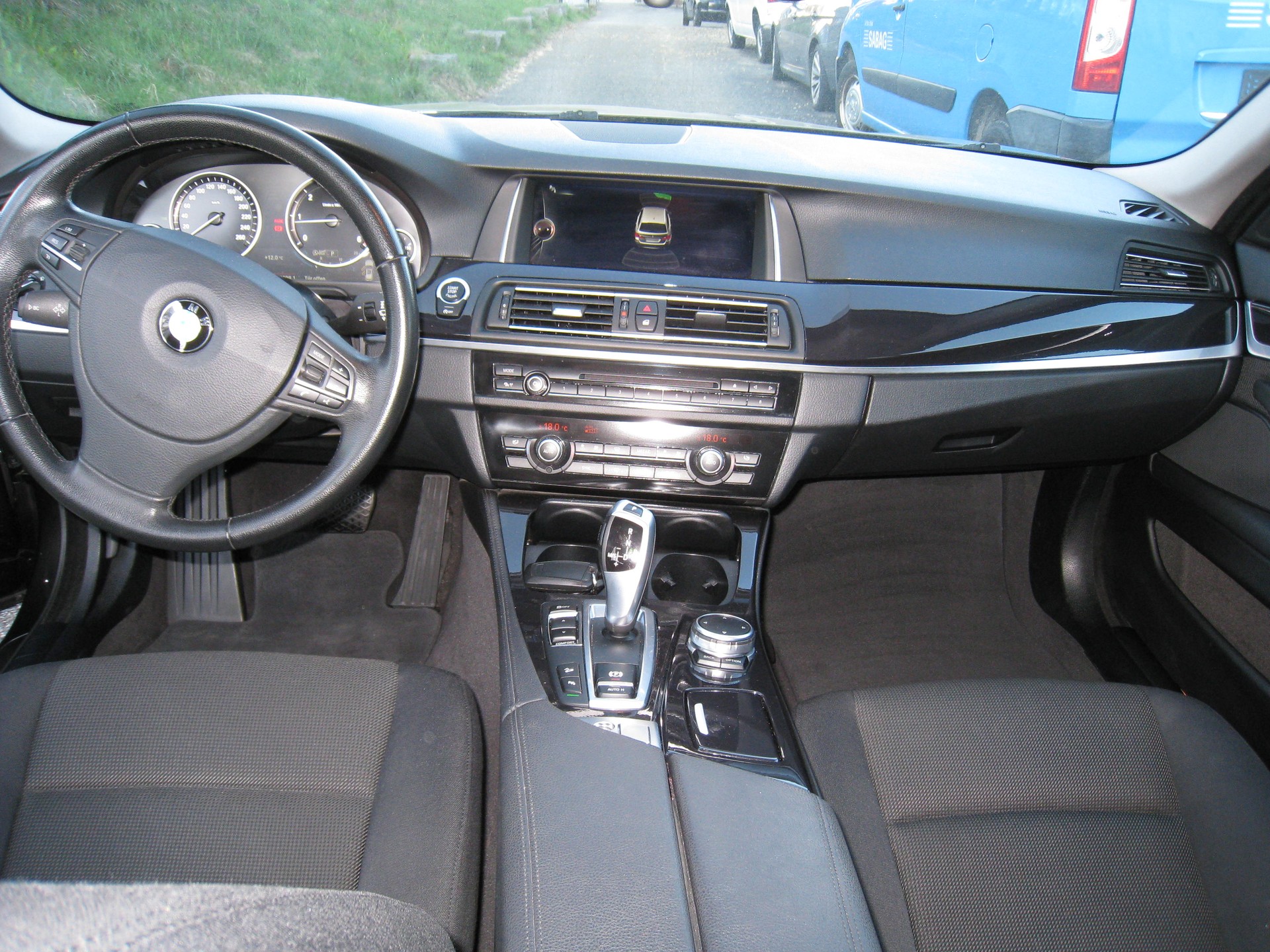 BMW 520d Touring xDrive Steptronic-image-1