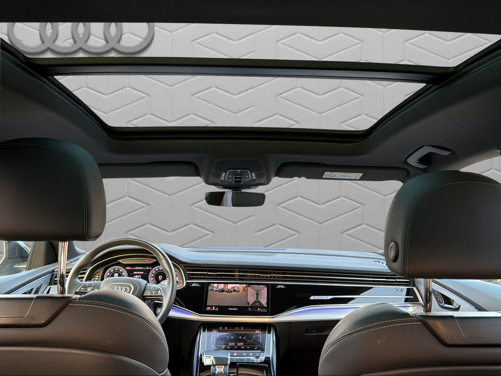 AUDI Q8 55 TFSI Black Edition quattro tiptronic-image-19