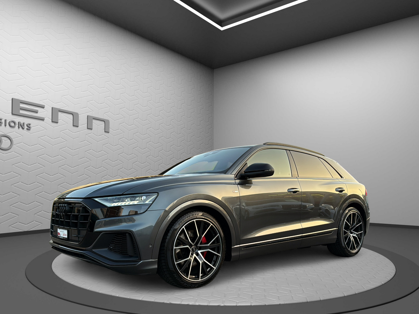 AUDI Q8 55 TFSI Black Edition quattro tiptronic-image-0