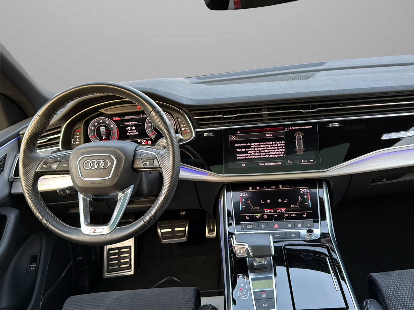 AUDI Q8 55 TFSI Black Edition quattro tiptronic-image-12