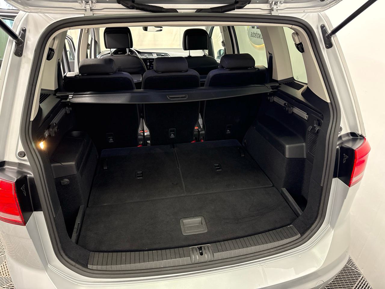 VW Touran 1.5 TSI EVO Comfortline DSG-image-12