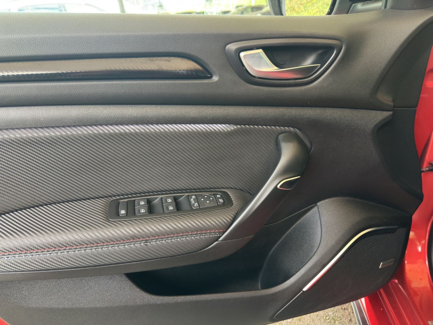 RENAULT Mégane Sport 1.8 T Trophy EDC-image-14