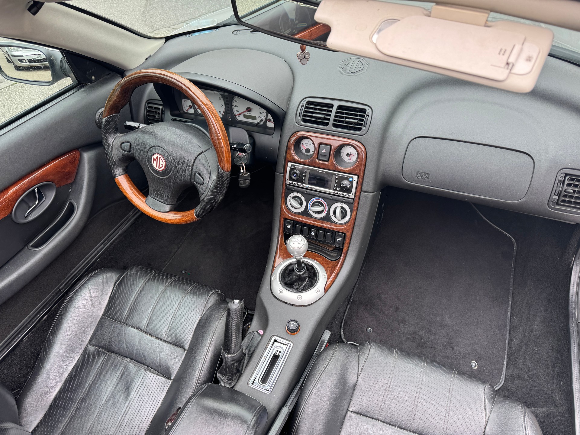 MG MGF 1.8i VVC Silverstone-image-8
