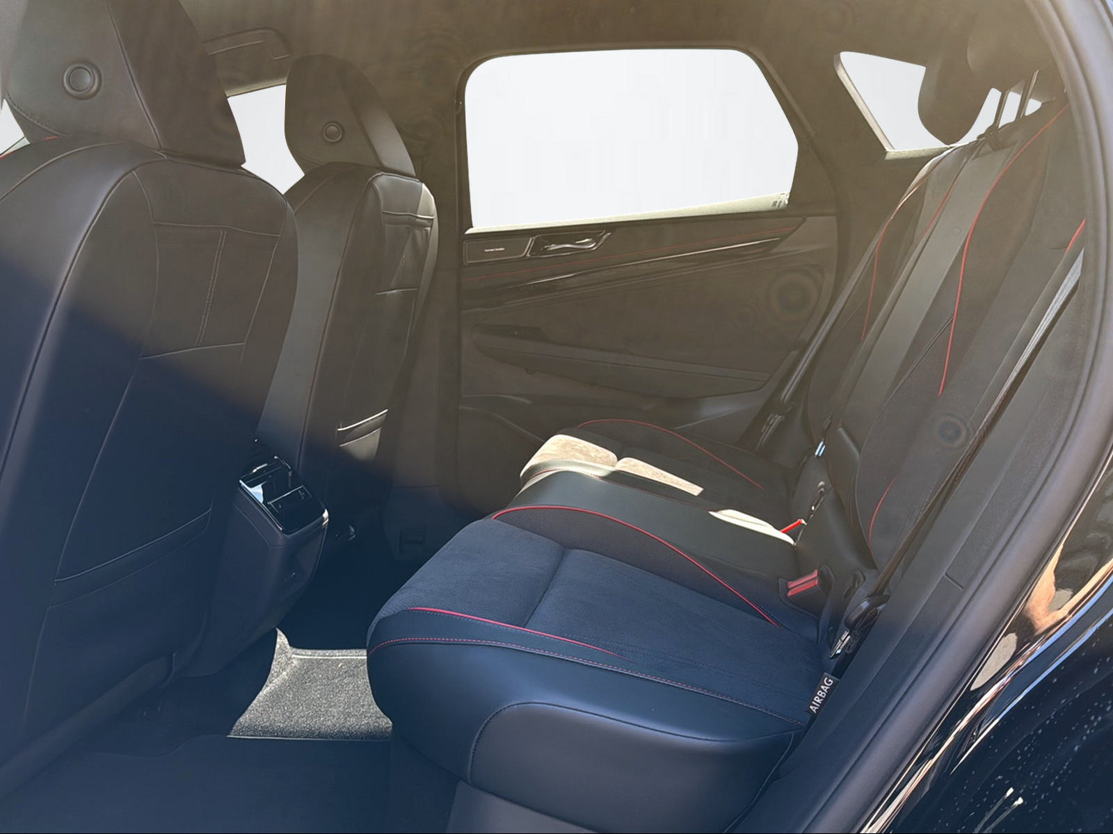 VW ID.7 GTX United 4motion-image-8