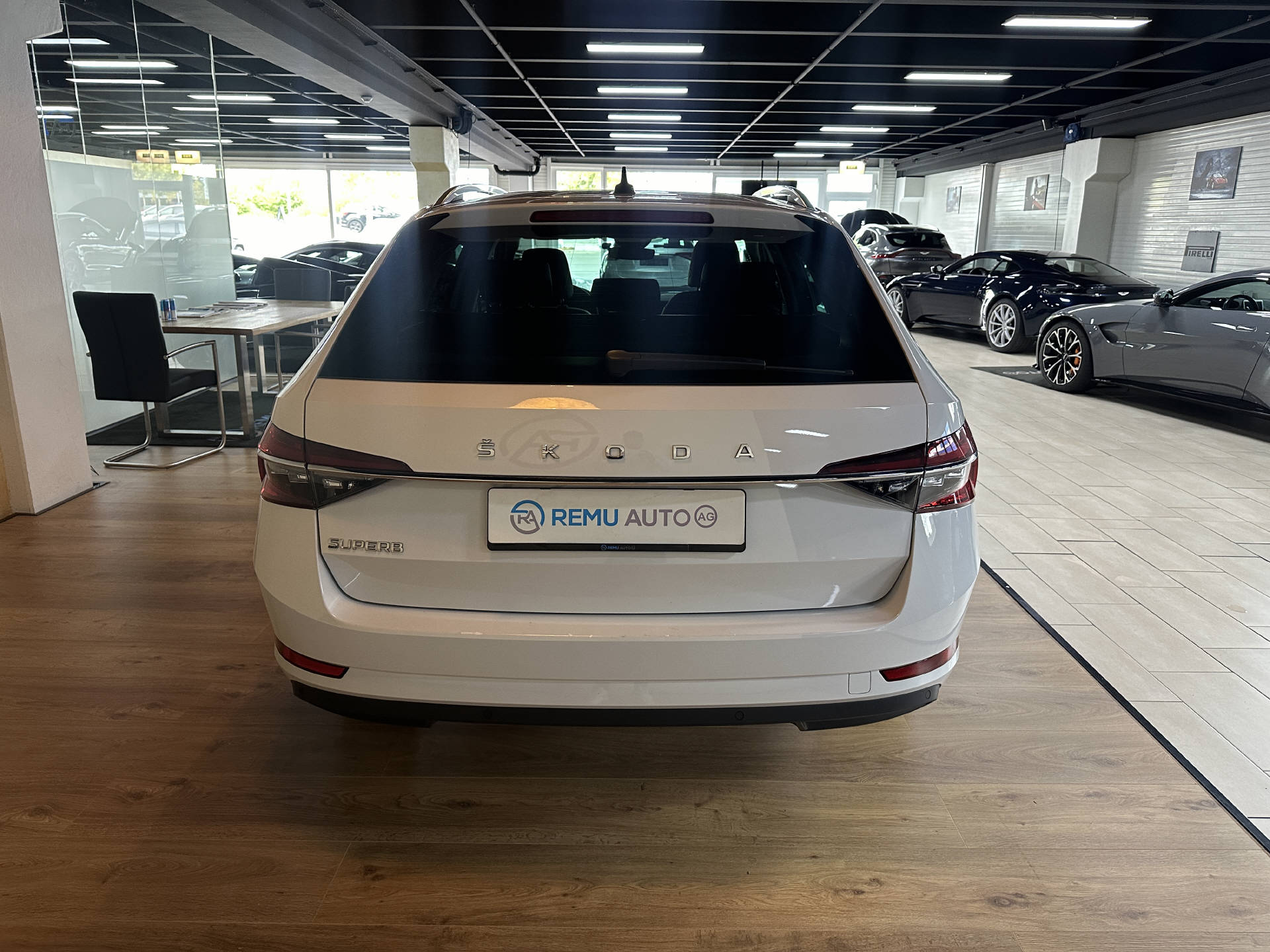 SKODA Superb 1.5 TSI Style DSG-image-5