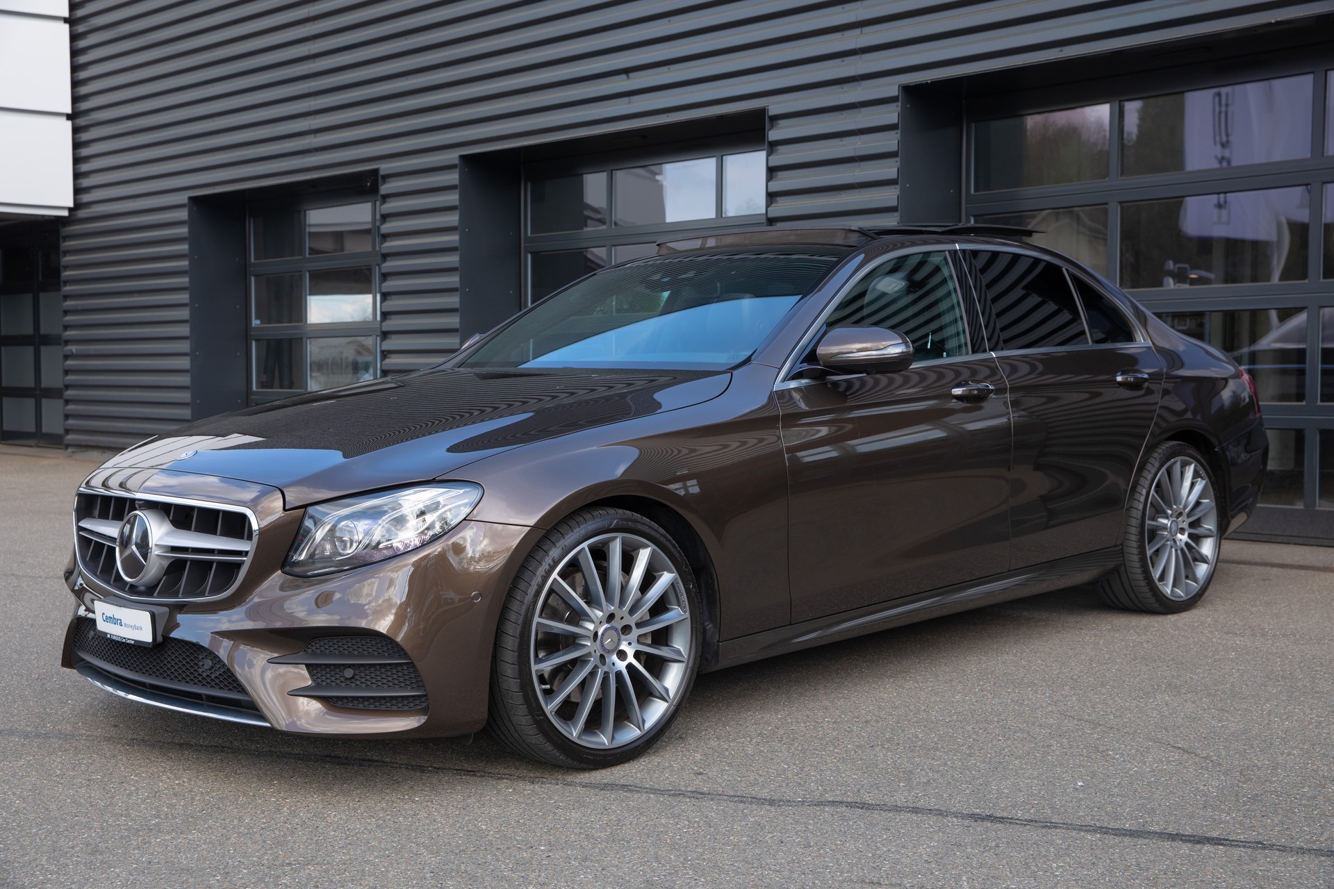 MERCEDES-BENZ E 220 d AMG Line 9G-Tronic-image-0
