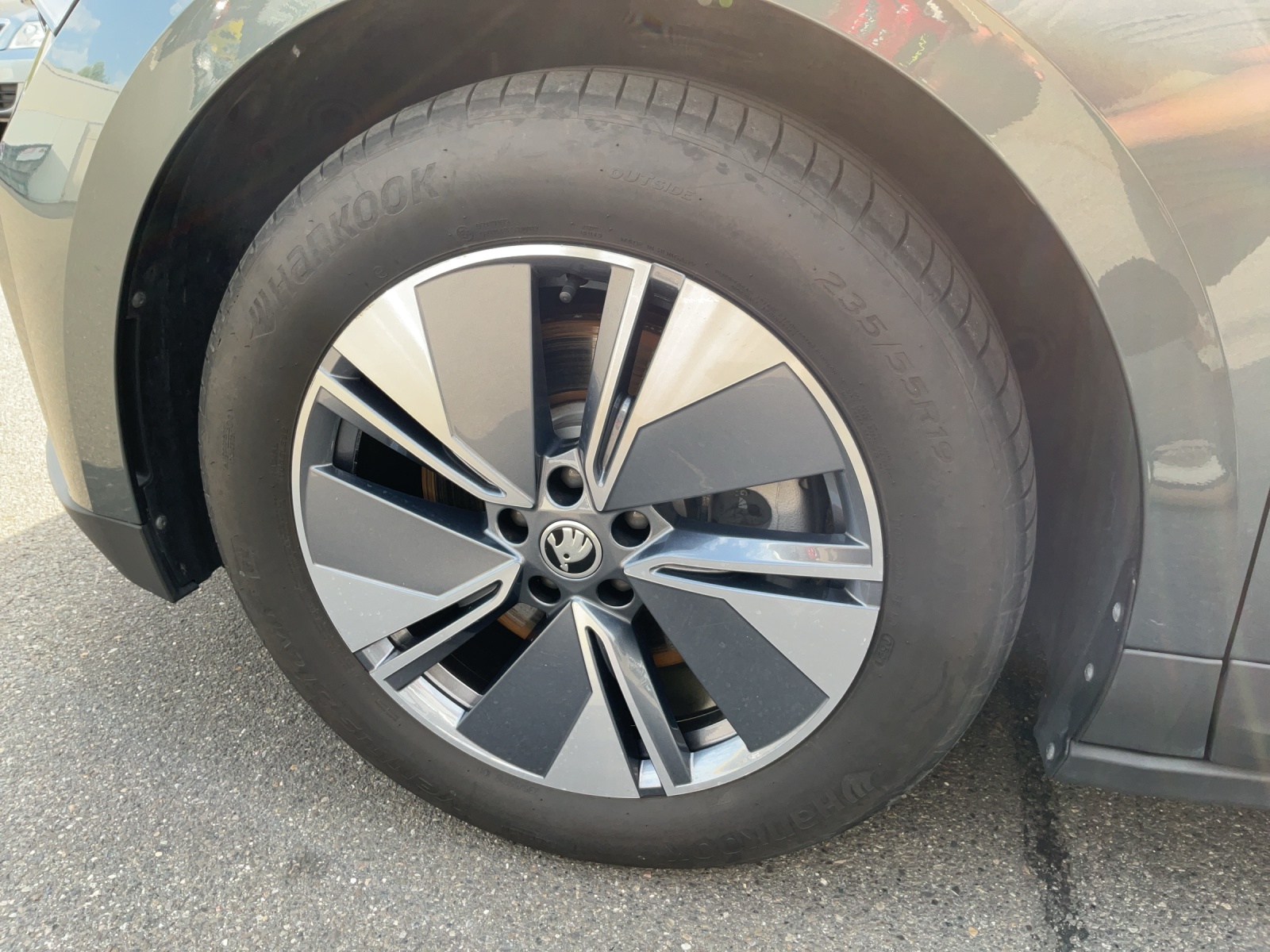 SKODA Enyaq iV 80-image-14