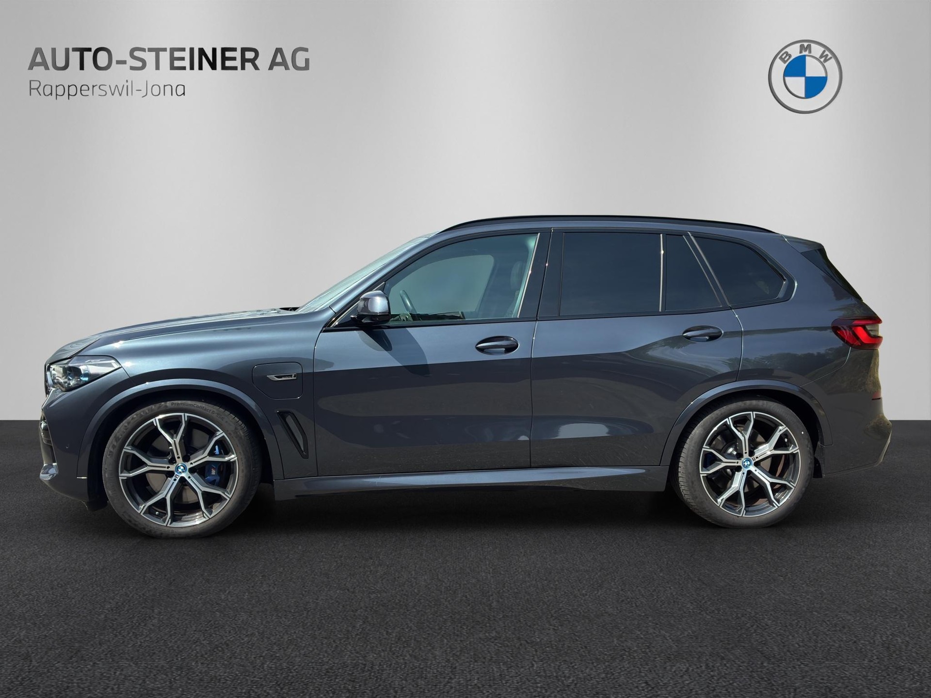 BMW X5 xDrive 45e M Sport Steptronic-image-1