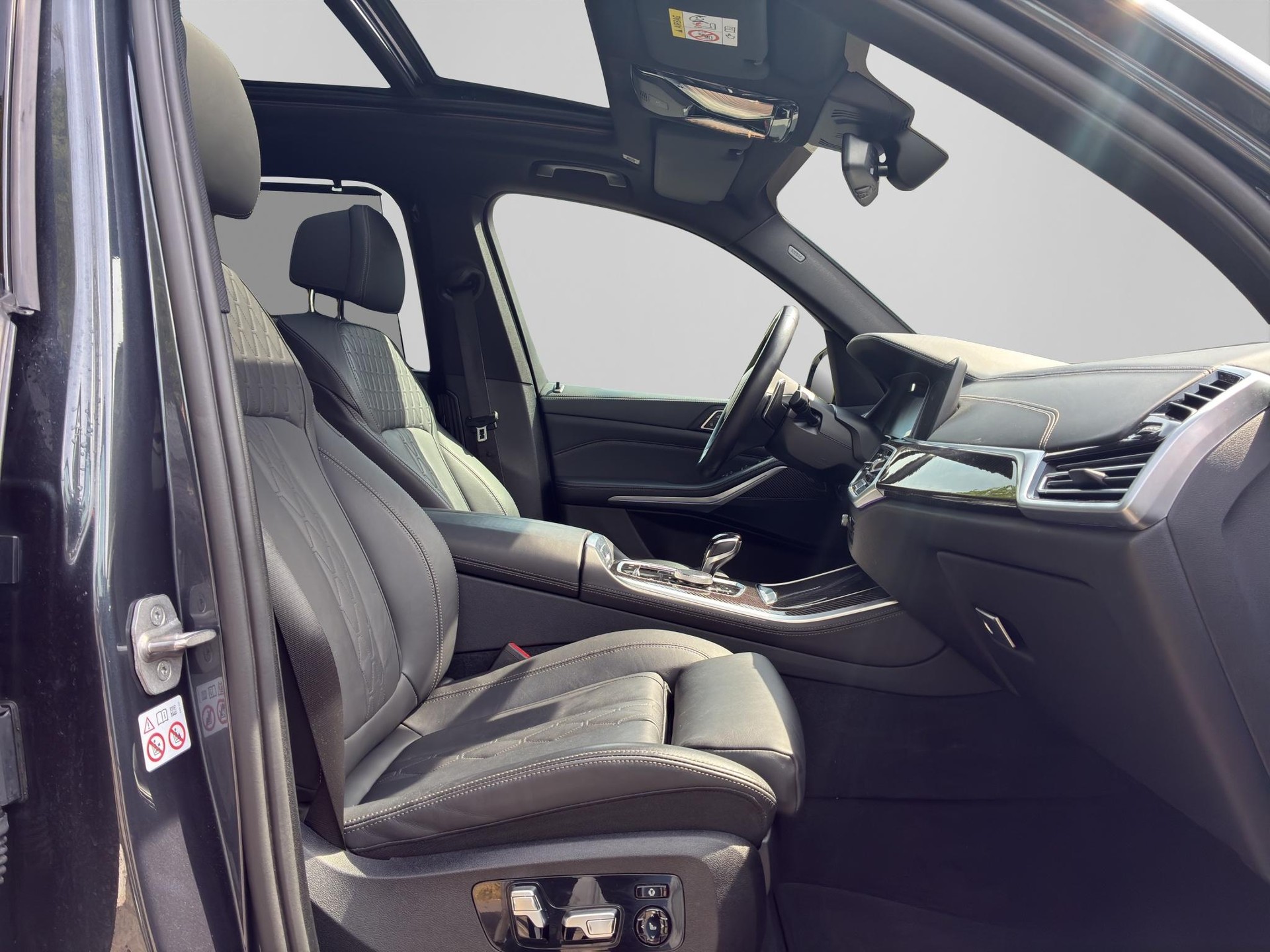 BMW X5 xDrive 45e M Sport Steptronic-image-15