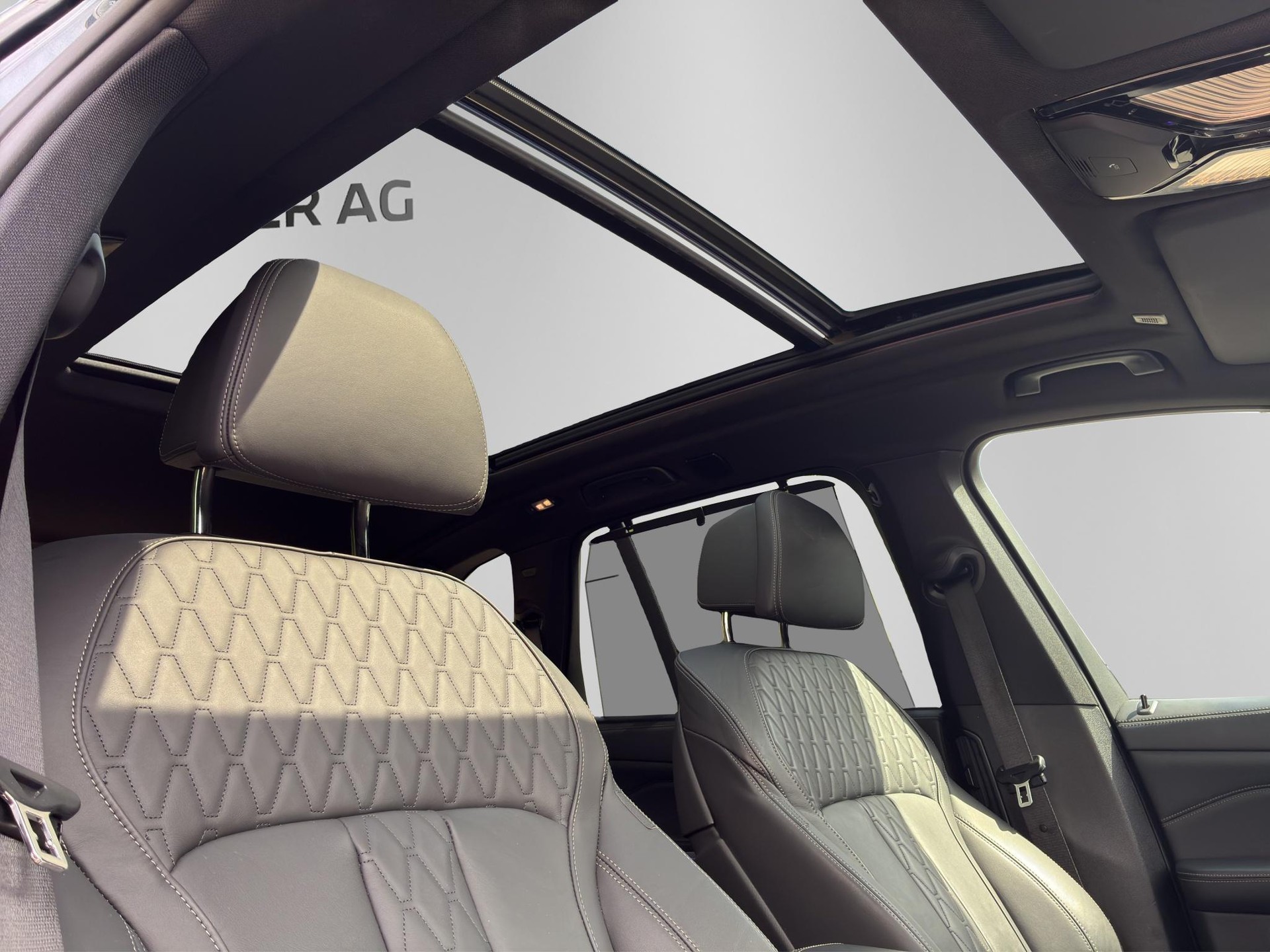 BMW X5 xDrive 45e M Sport Steptronic-image-16