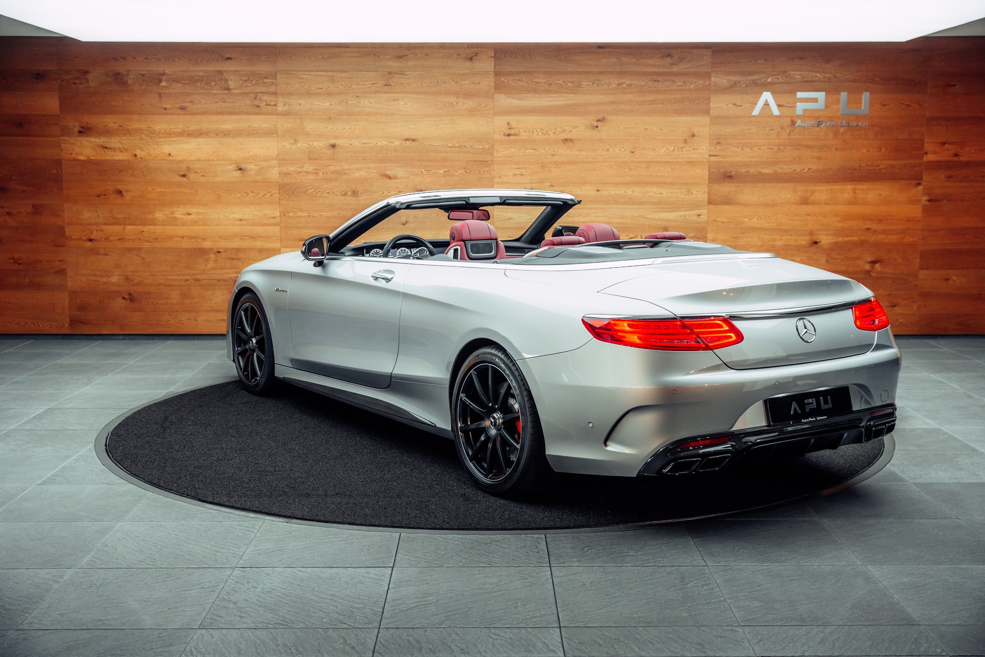MERCEDES-BENZ S 63 AMG Cabriolet 4Matic Speedshift MCT-showroom-element-2