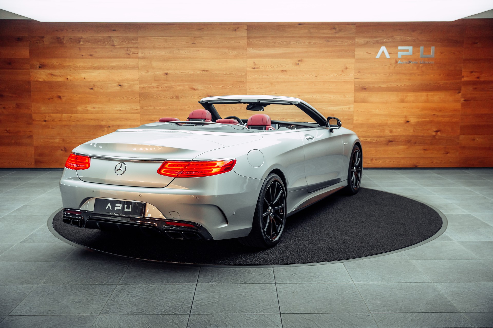 MERCEDES-BENZ S 63 AMG Cabriolet 4Matic Speedshift MCT-showroom-element-1
