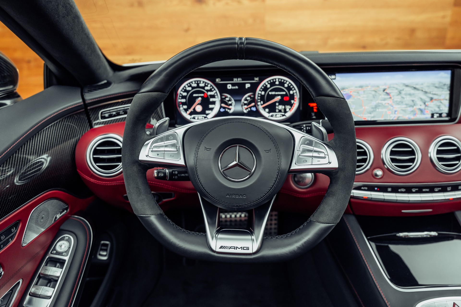 MERCEDES-BENZ S 63 AMG Cabriolet 4Matic Speedshift MCT-image-15