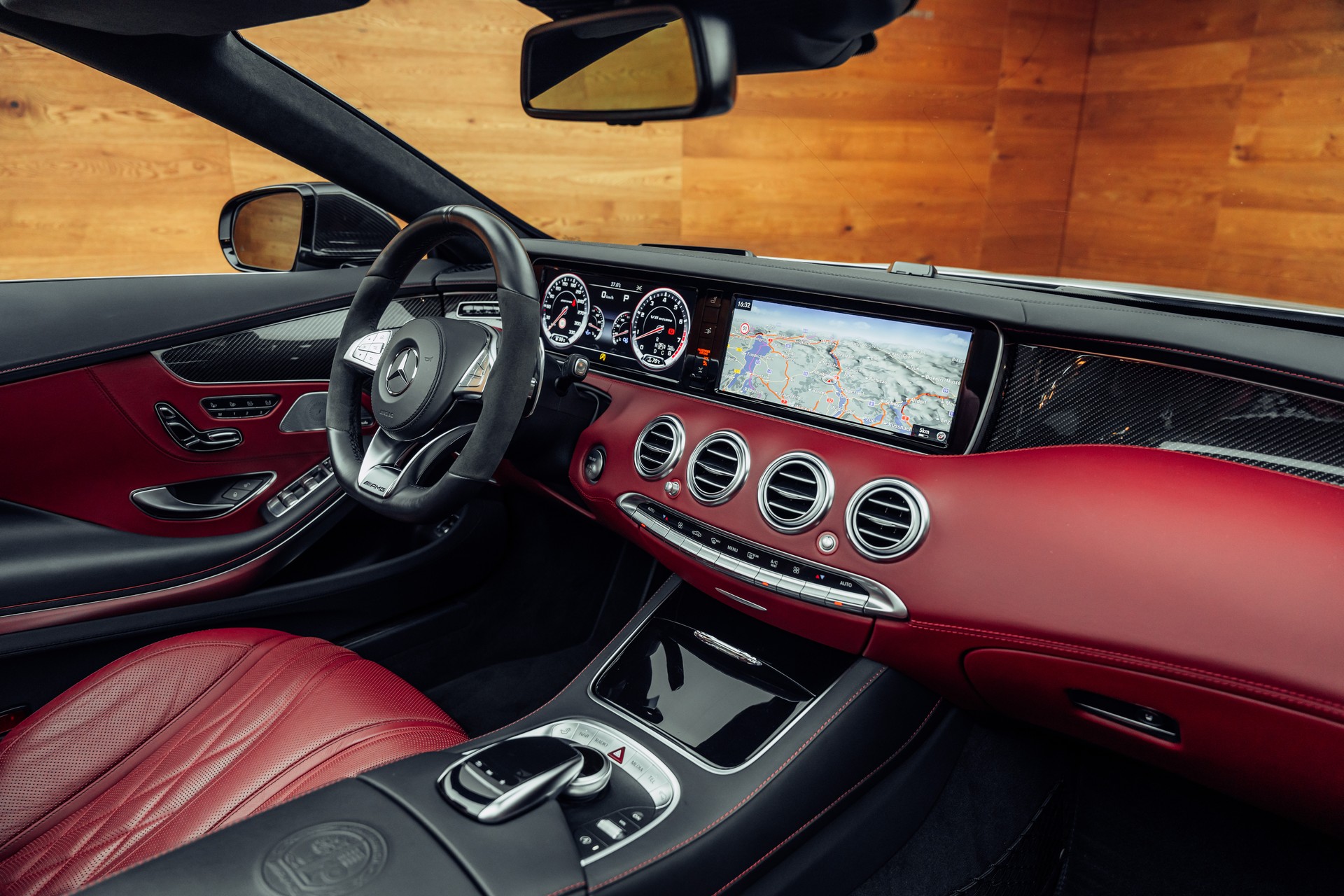 MERCEDES-BENZ S 63 AMG Cabriolet 4Matic Speedshift MCT-image-4