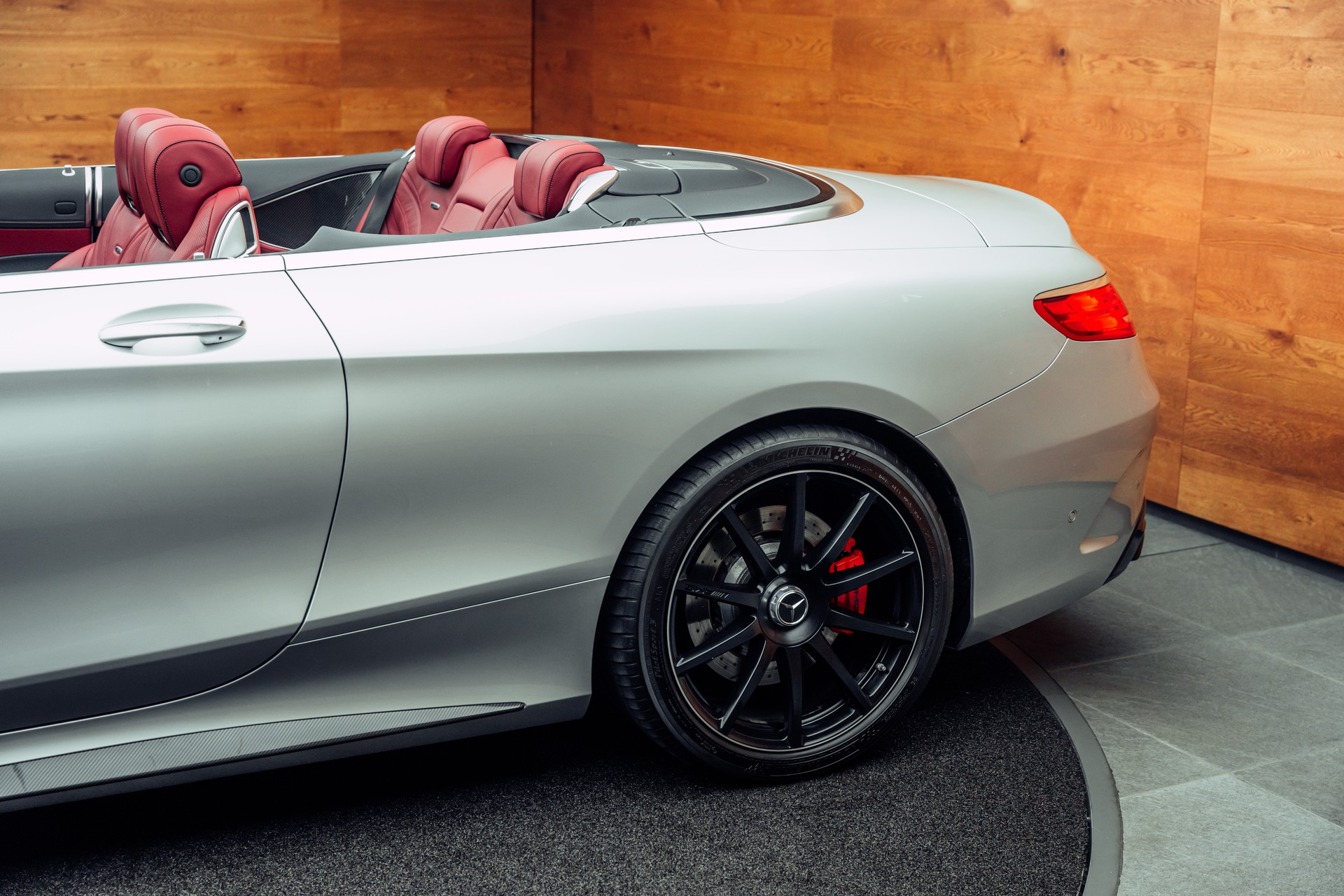 MERCEDES-BENZ S 63 AMG Cabriolet 4Matic Speedshift MCT-image-21