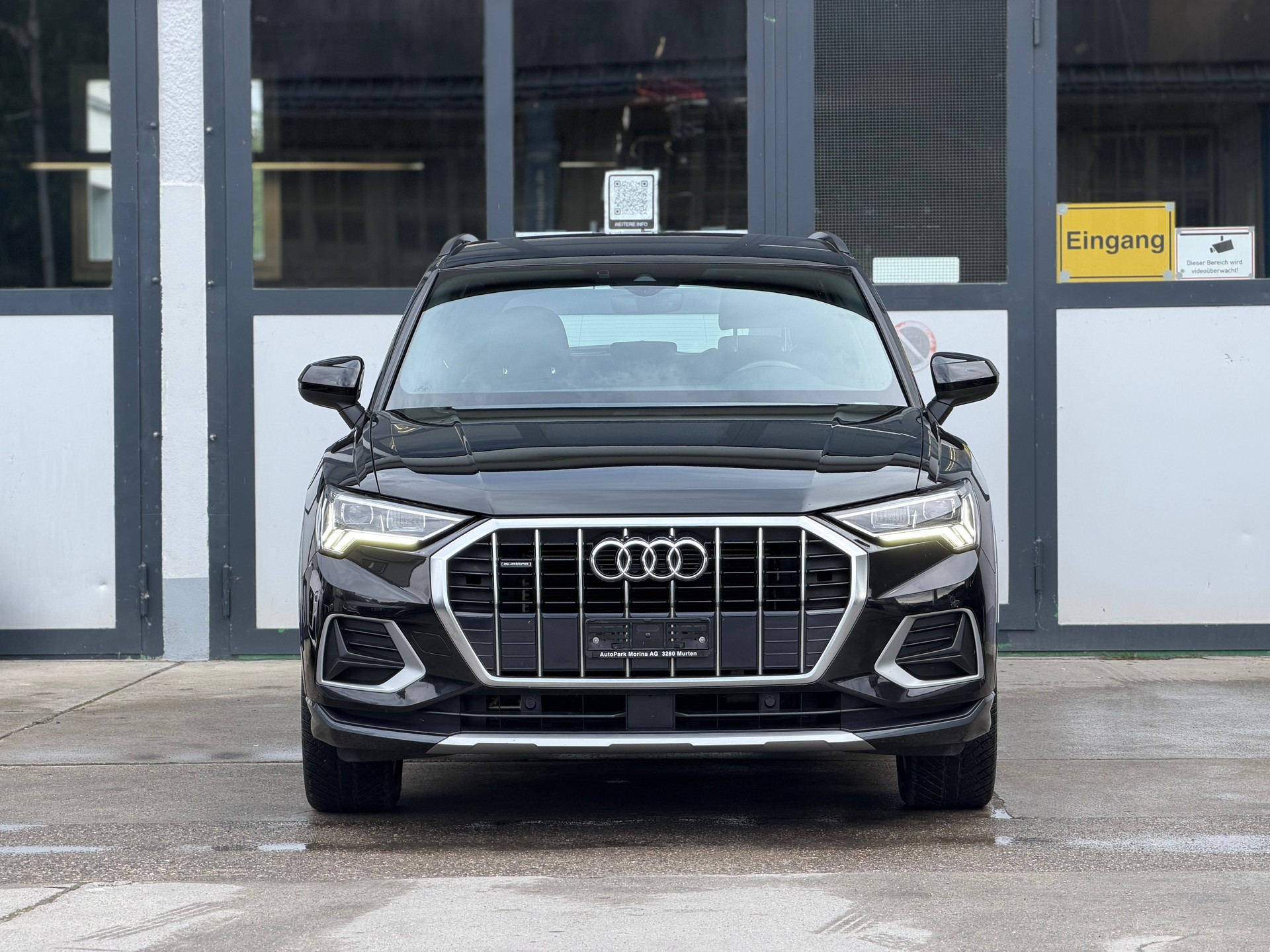 AUDI Q3 40 TFSI advanced quattro S-tronic-image-2