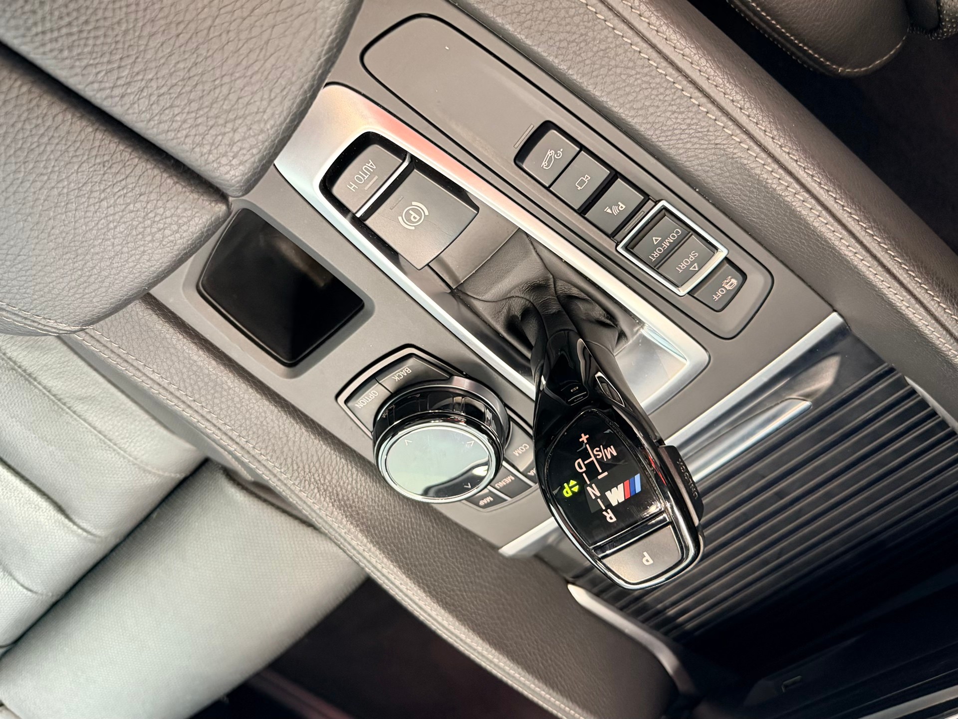 BMW X6 M50d Steptronic-image-23