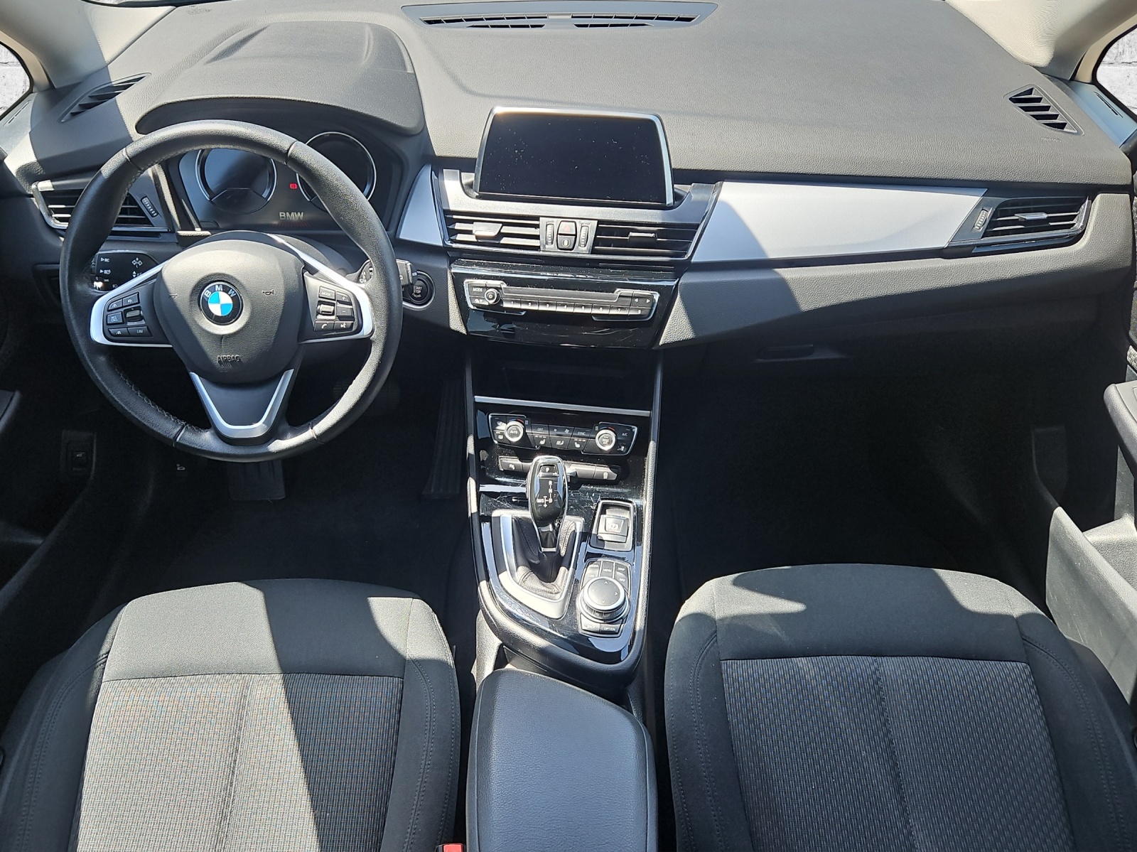 BMW 216d Gran Tourer-image-5