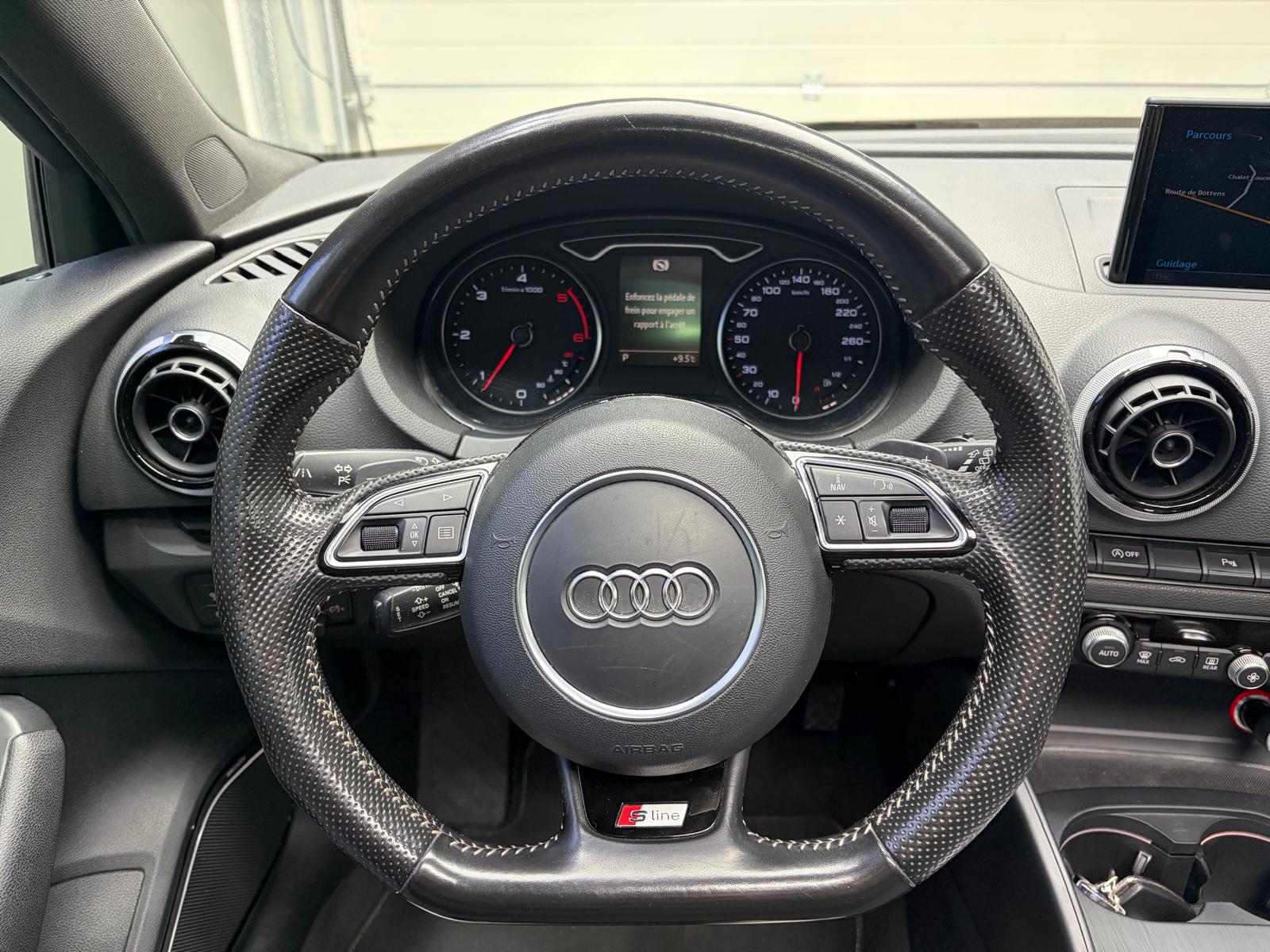AUDI A3 Sportback 2.0 TDI SLine quattro S-tronic Toit Ouvrant-image-18