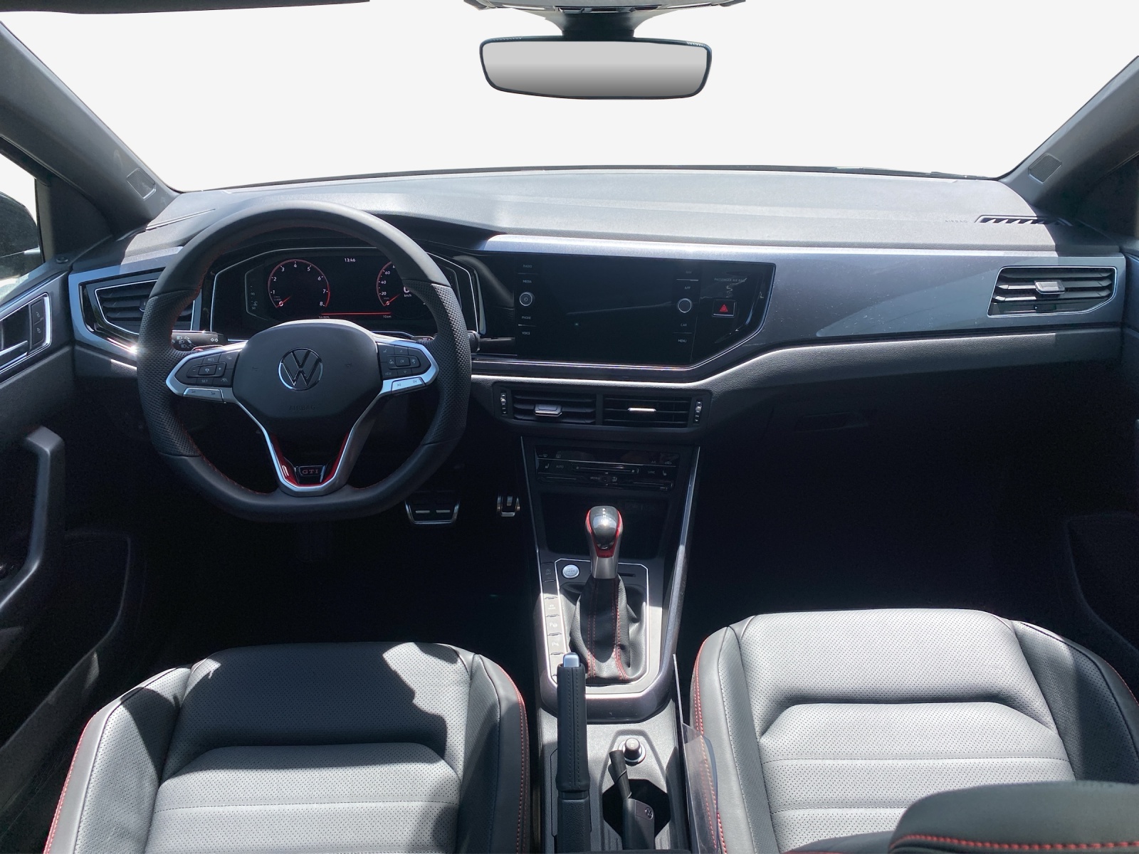 VW Polo 2.0 TSI GTI DSG-image-8