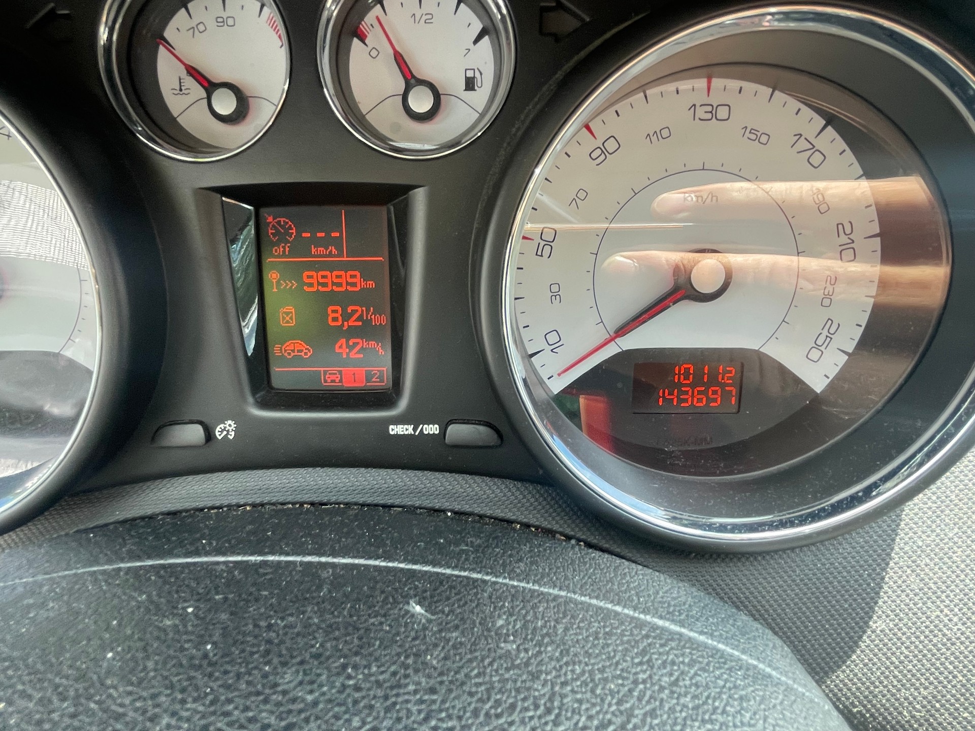 PEUGEOT 308 CC 1.6 16V Turbo Sport Pack-image-8