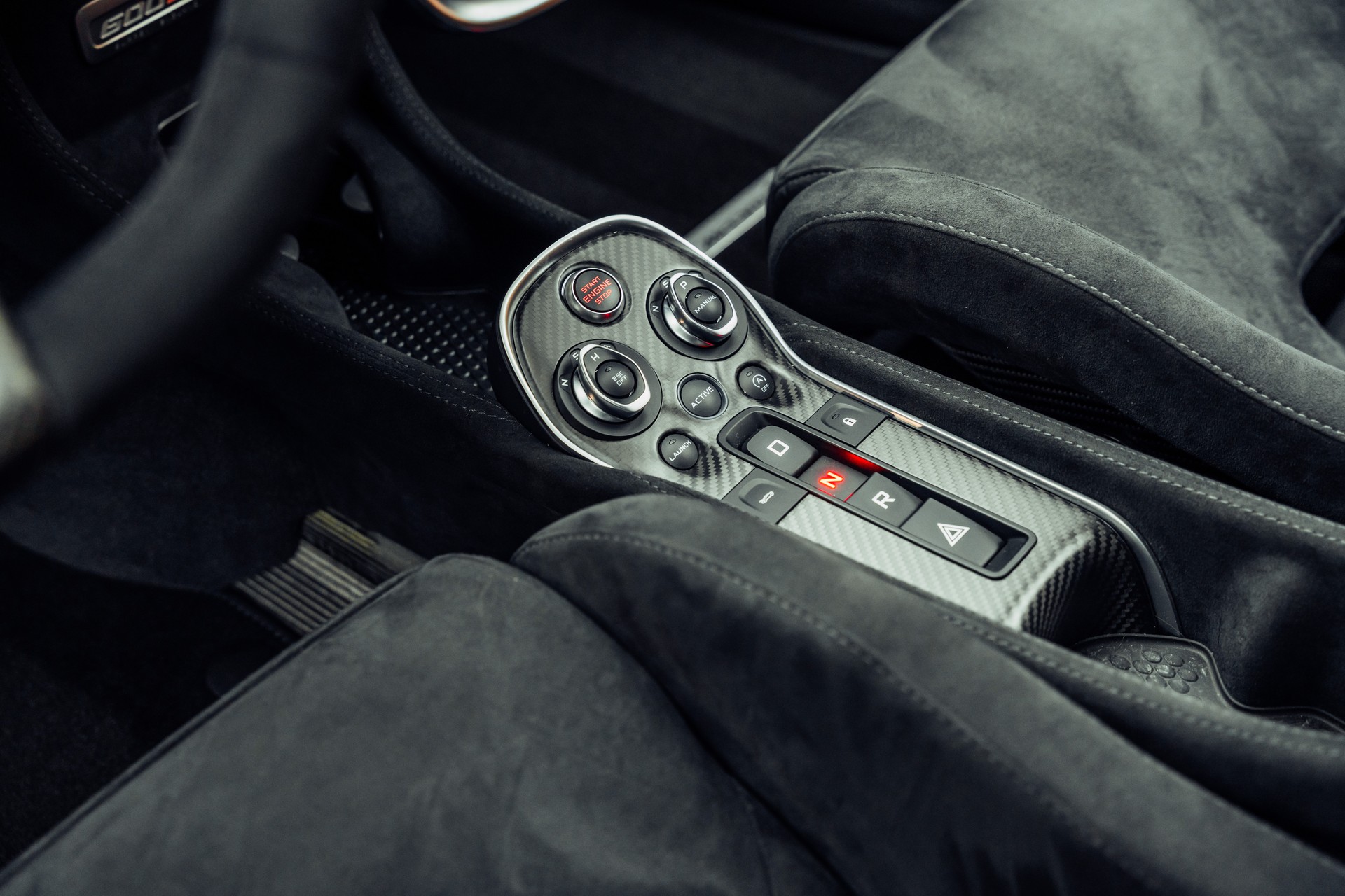 McLAREN 600LT Coupé 3.8 V8 SSG Chicane Effect-image-12