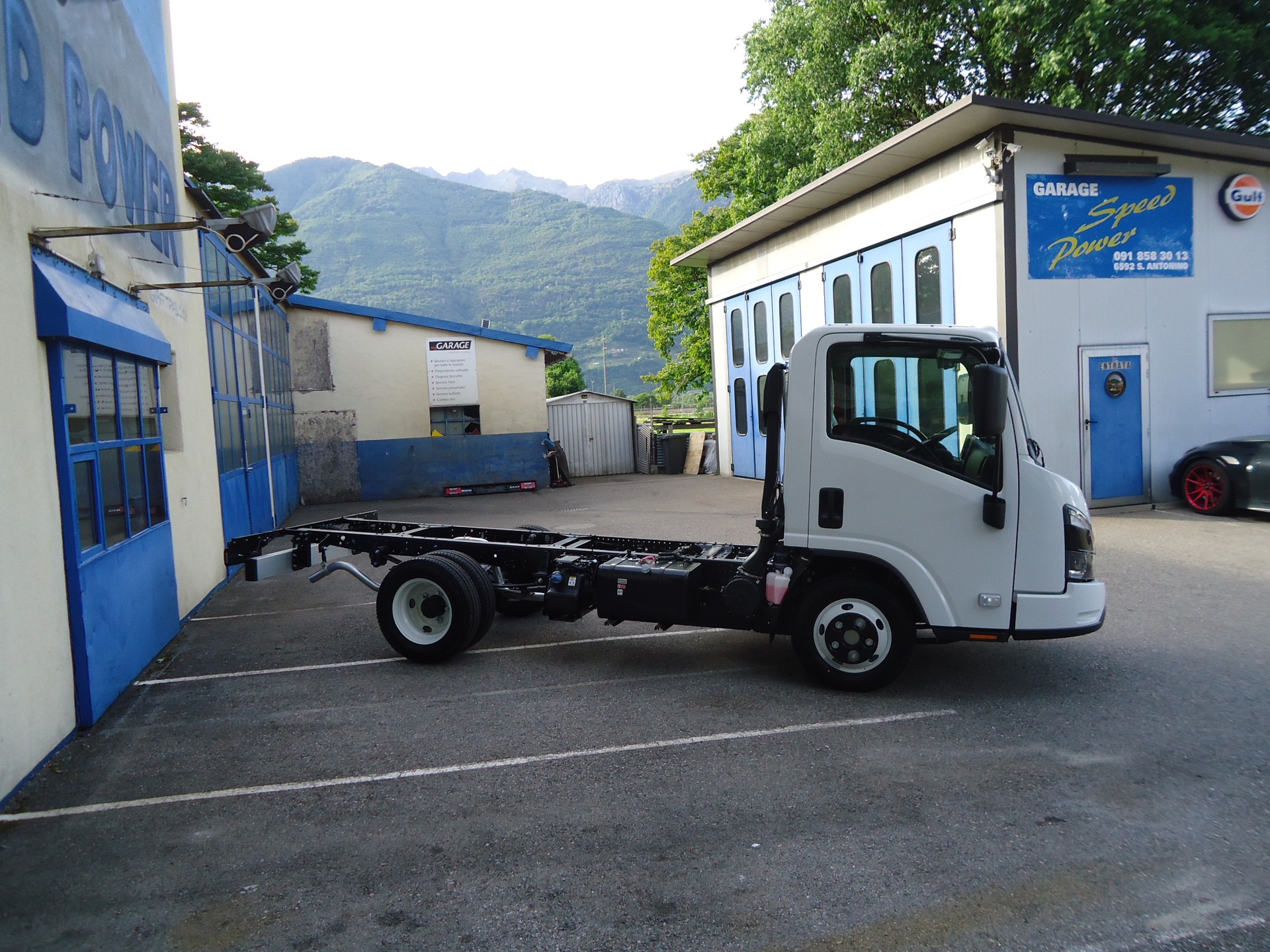 ISUZU M27 E DR 3.0 Genaration 2 - CABINA-TELAIO-image-1