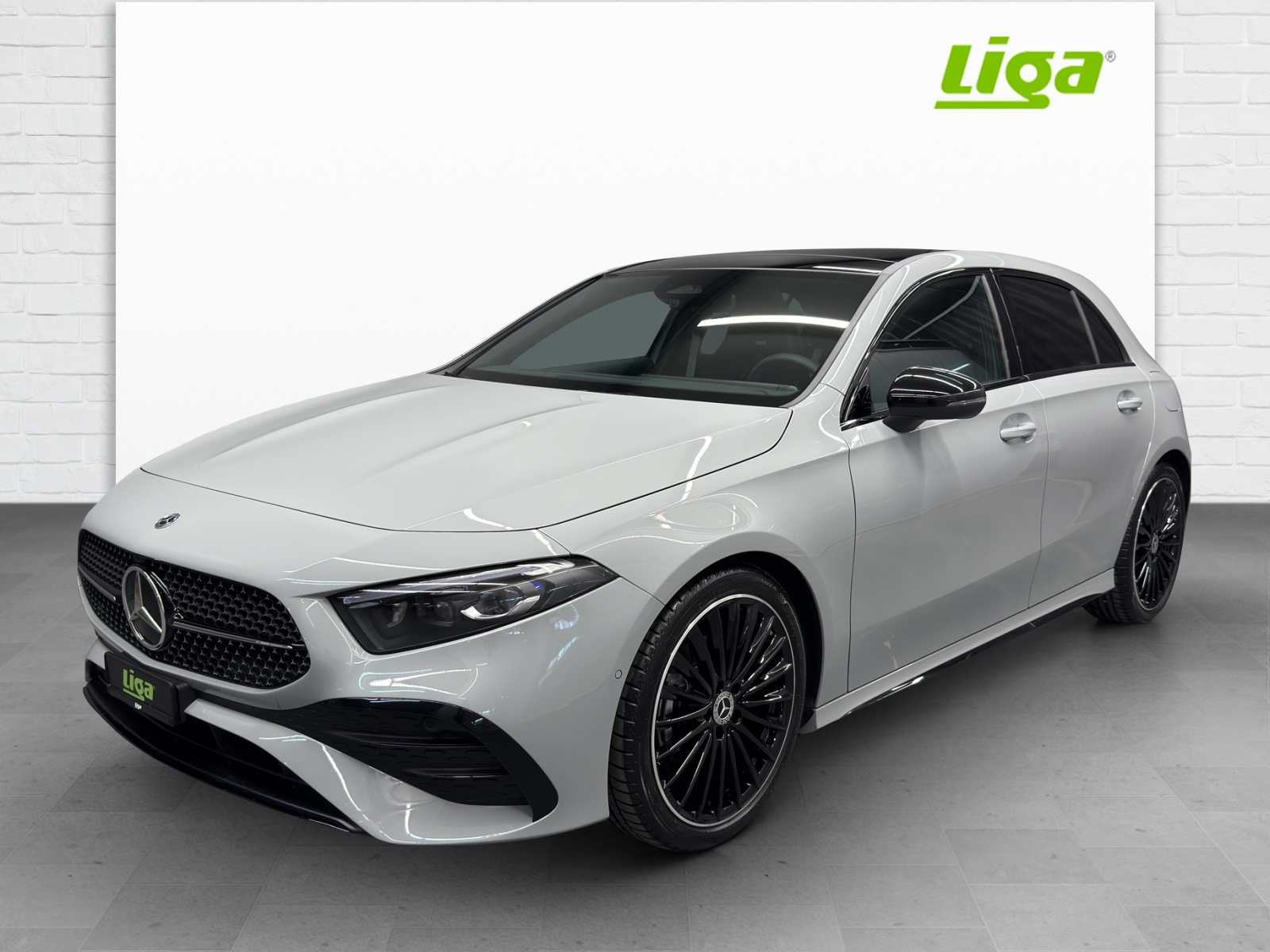 MERCEDES-BENZ A 200 AMG Line (Limousine)