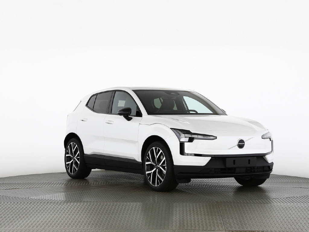 VOLVO EX 30 P8 Plus AWD-image-8