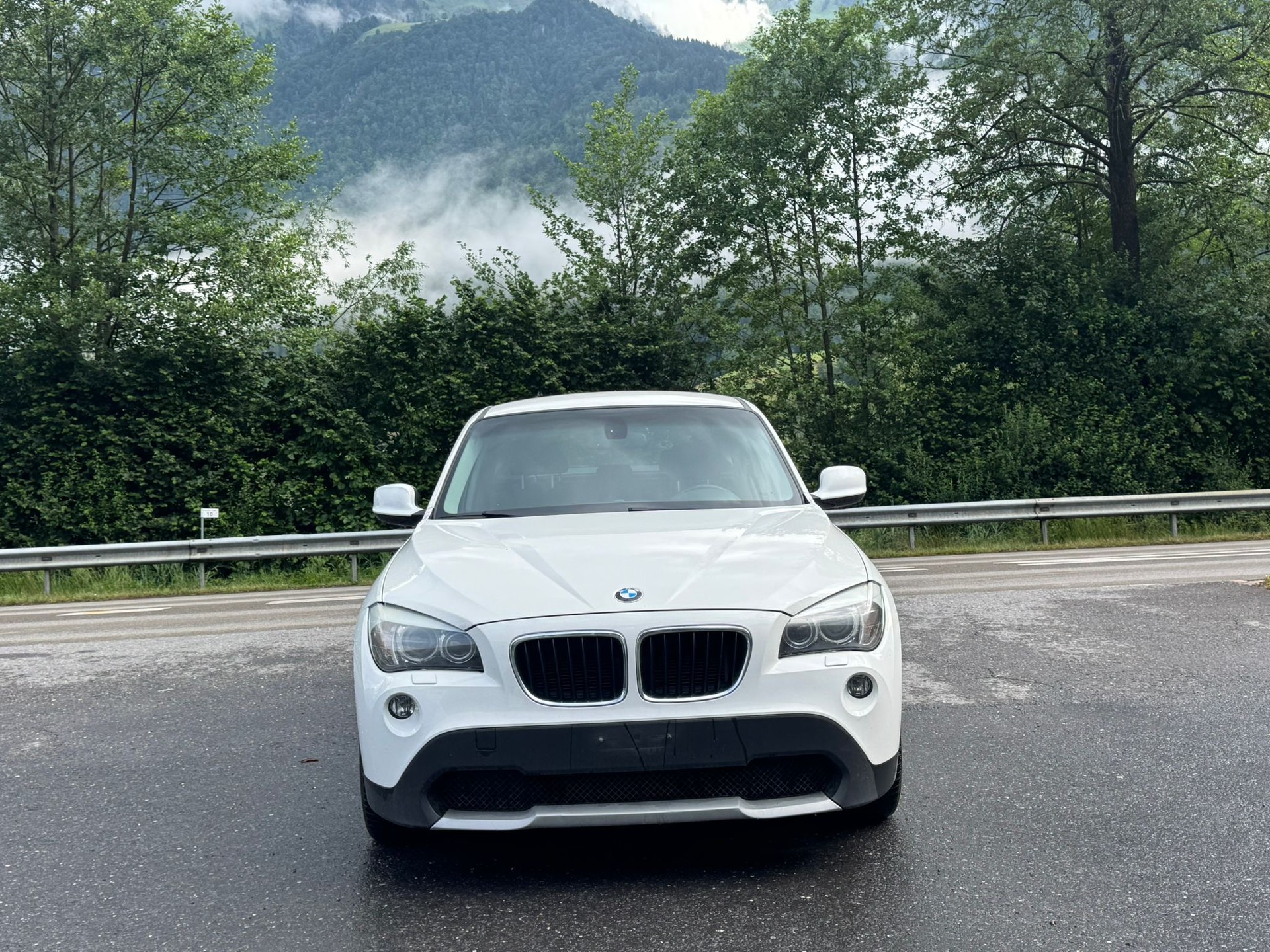 BMW X1 xDrive 18d-image-0