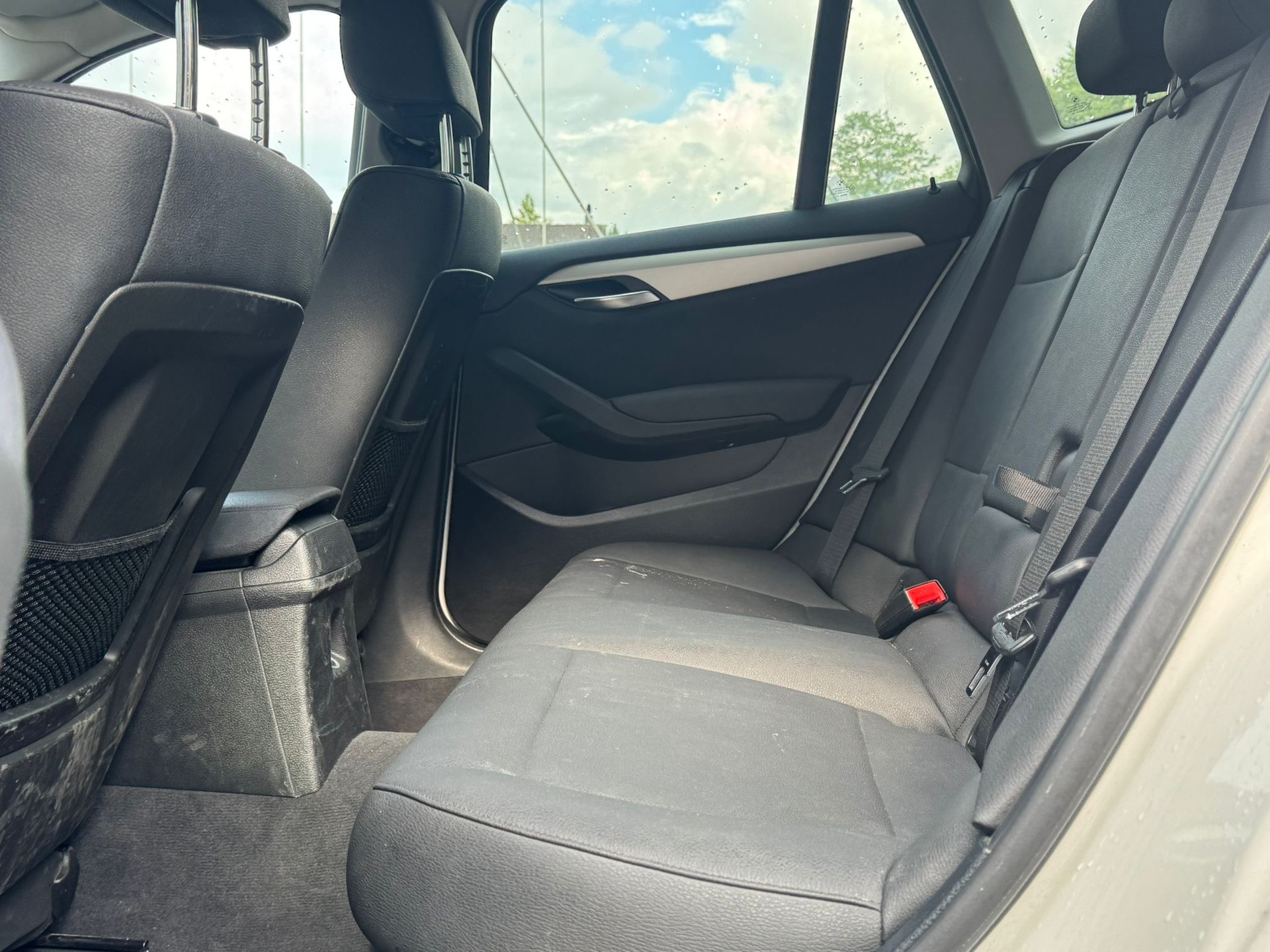 BMW X1 xDrive 18d-image-6